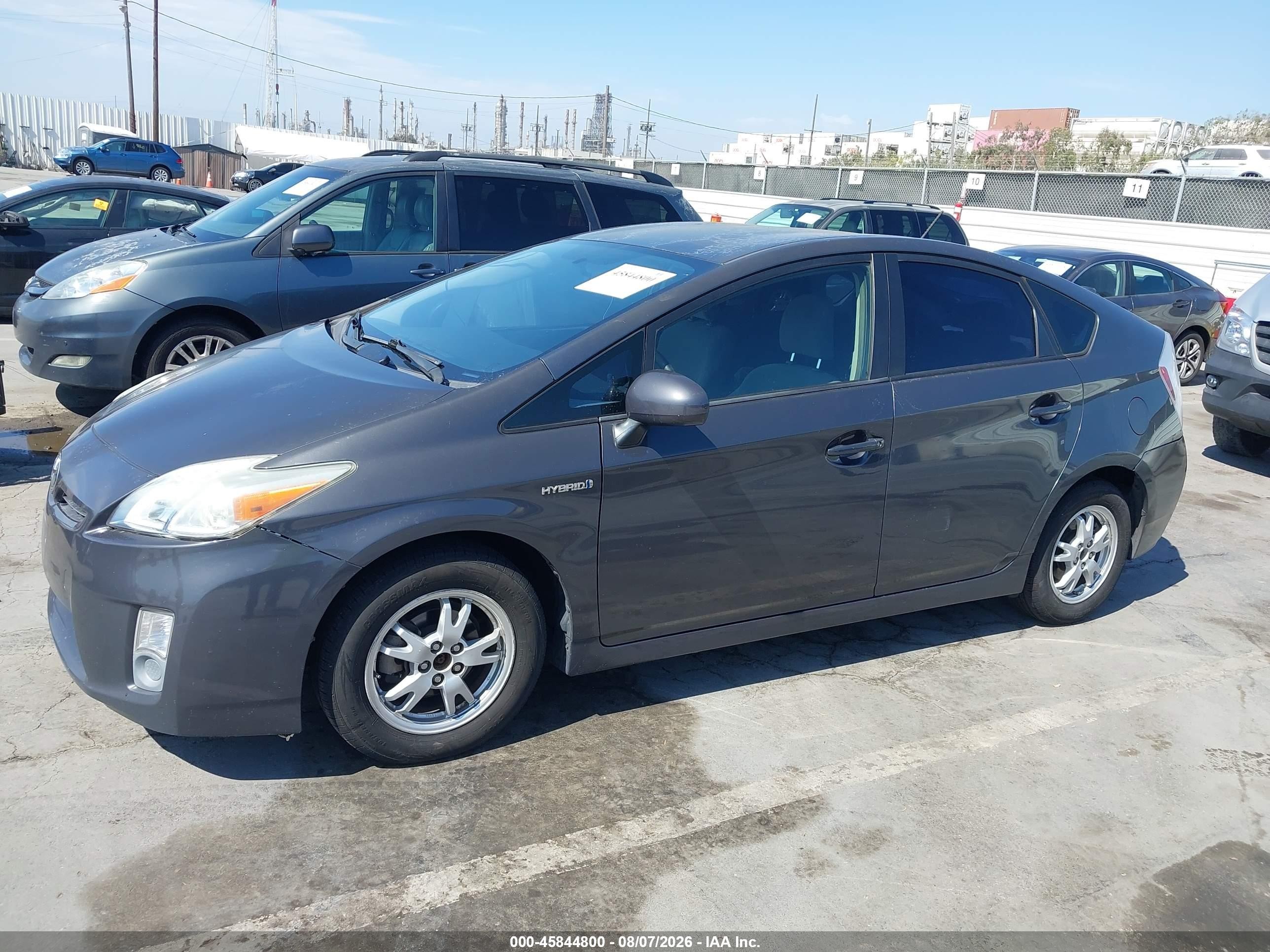 2011 Toyota Prius Three Gray vin: JTDKN3DU1B0264582