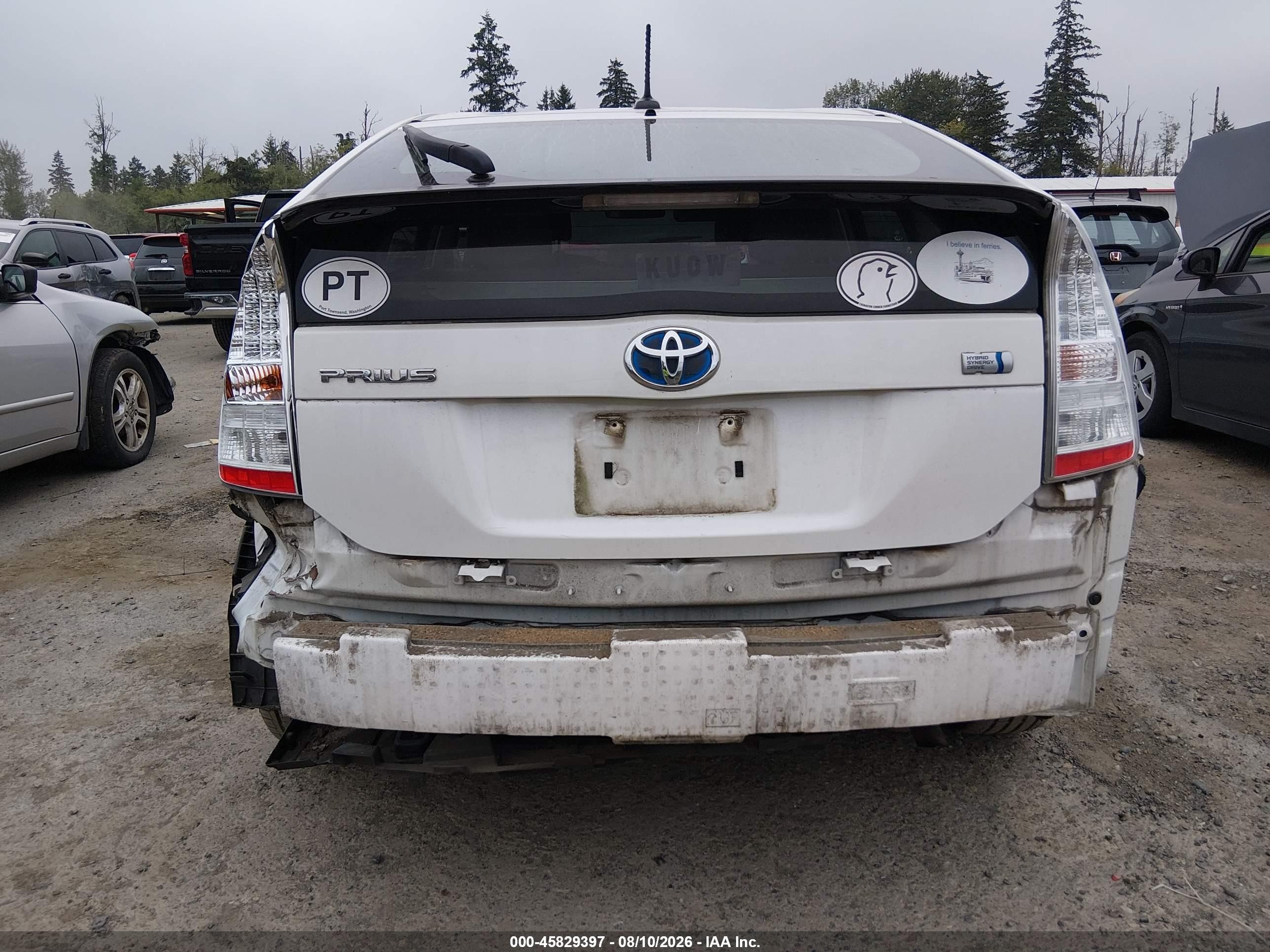 2011 Toyota Prius Three White vin: JTDKN3DU1B0302571