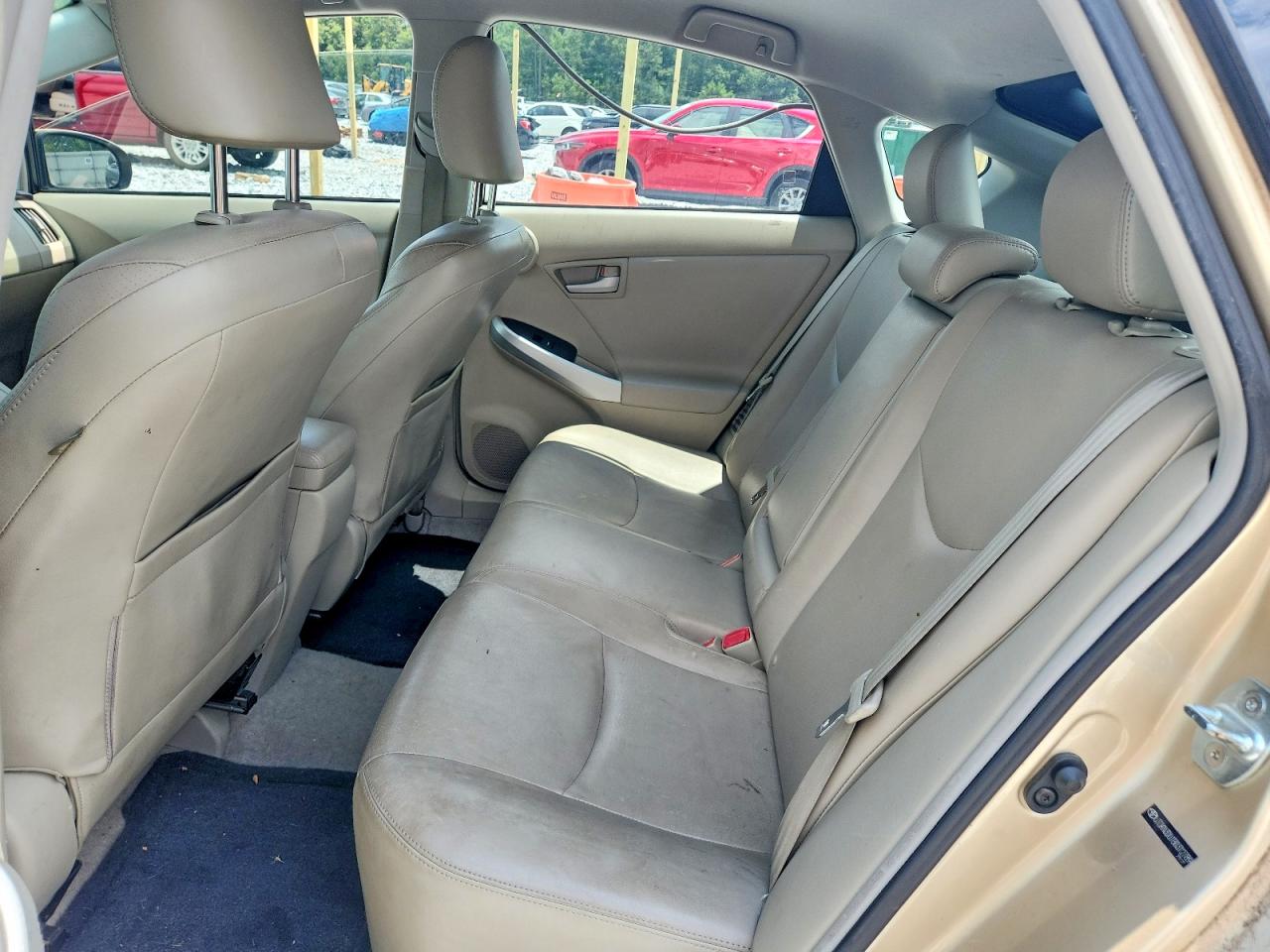 2011 Toyota Prius Four Gold vin: JTDKN3DU1B0312789