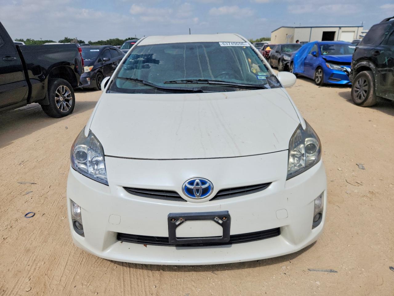 2011 Toyota Prius Three Белый vin: JTDKN3DU1B5324475
