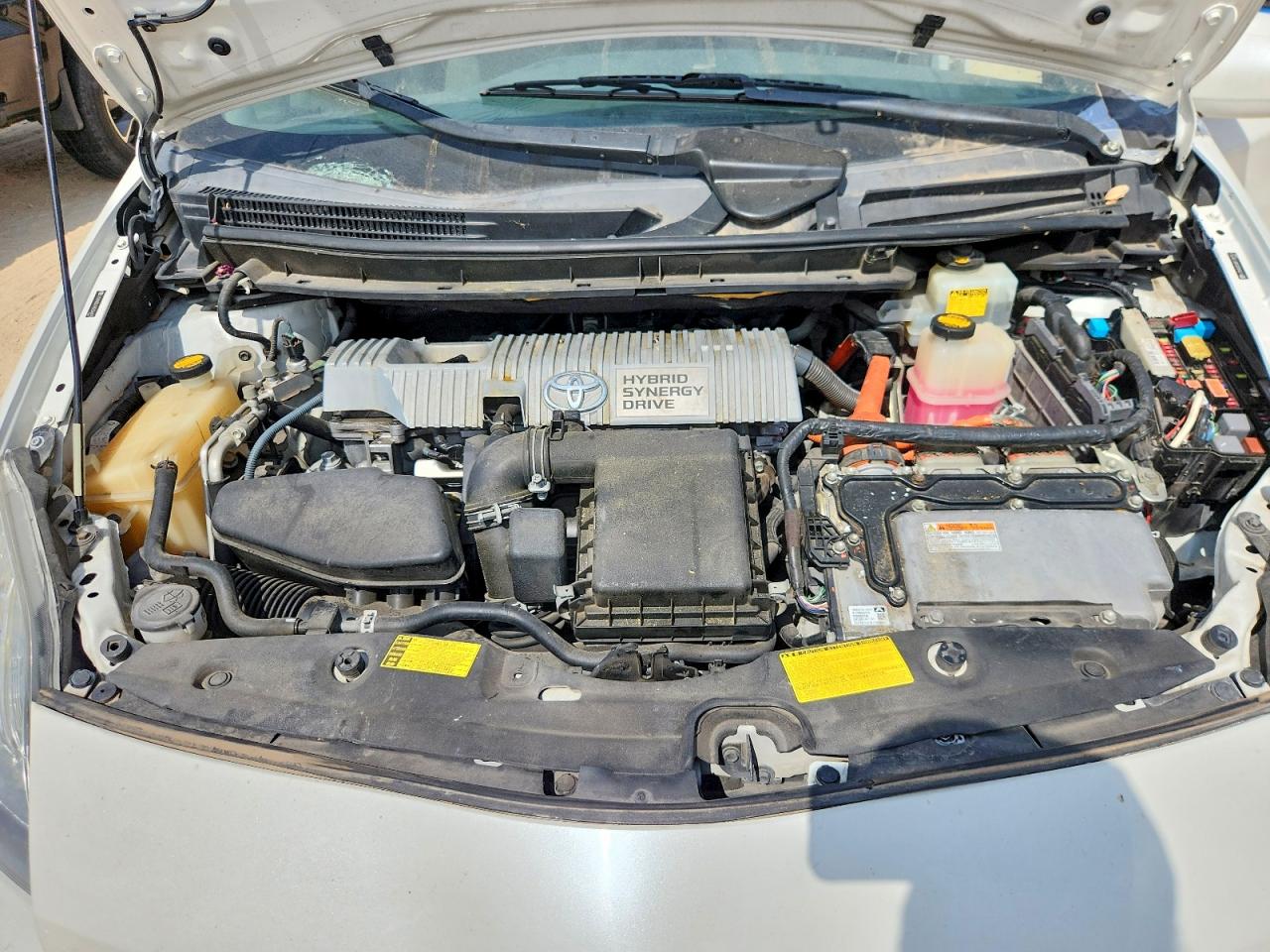 2011 Toyota Prius Three Белый vin: JTDKN3DU1B5324475