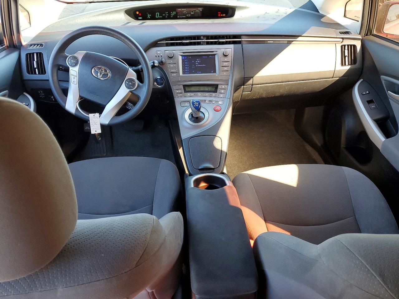 2012 Toyota Prius Two Red vin: JTDKN3DU1C0335569