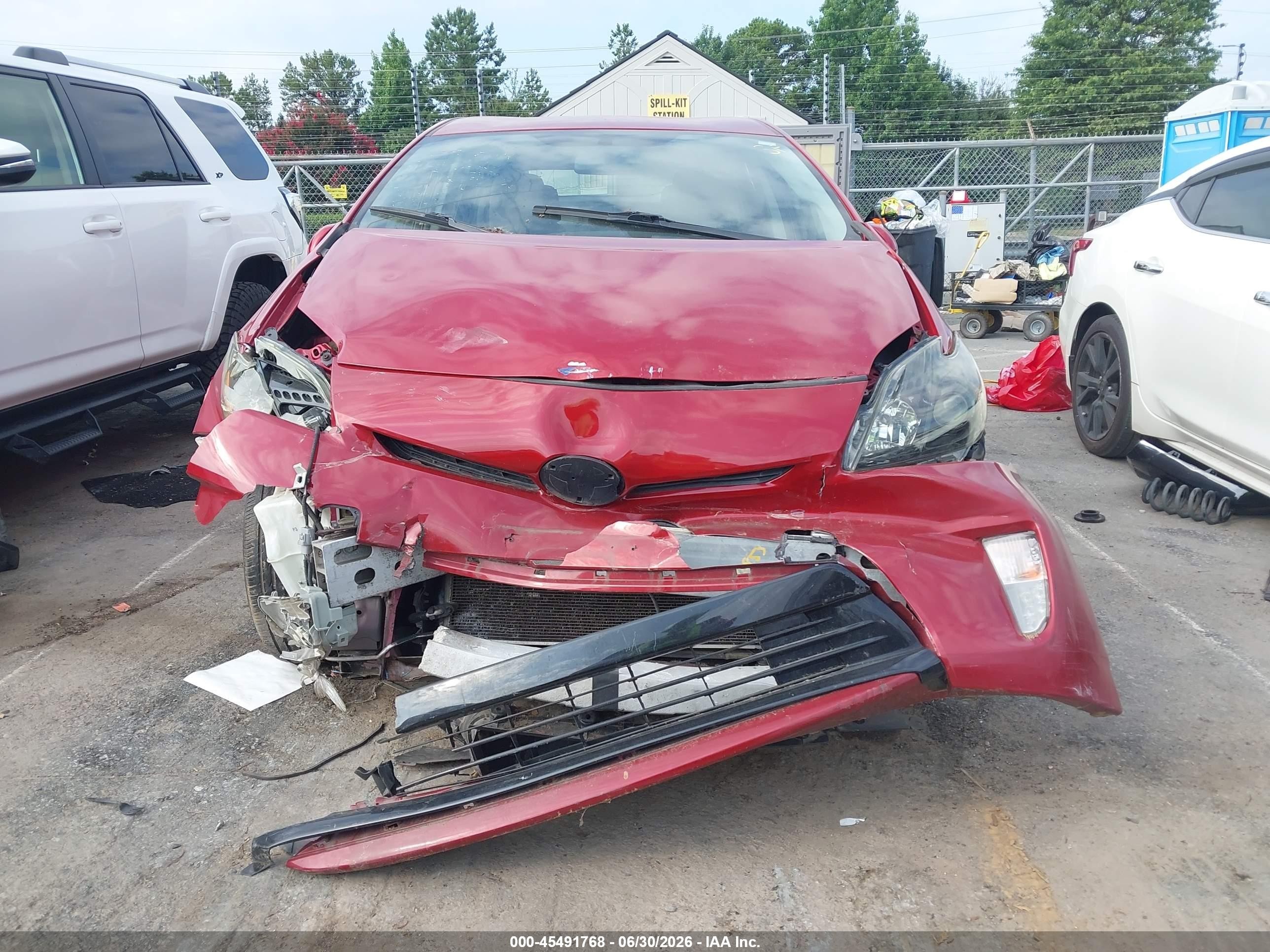 2012 Toyota Prius Two Красный vin: JTDKN3DU1C1541212