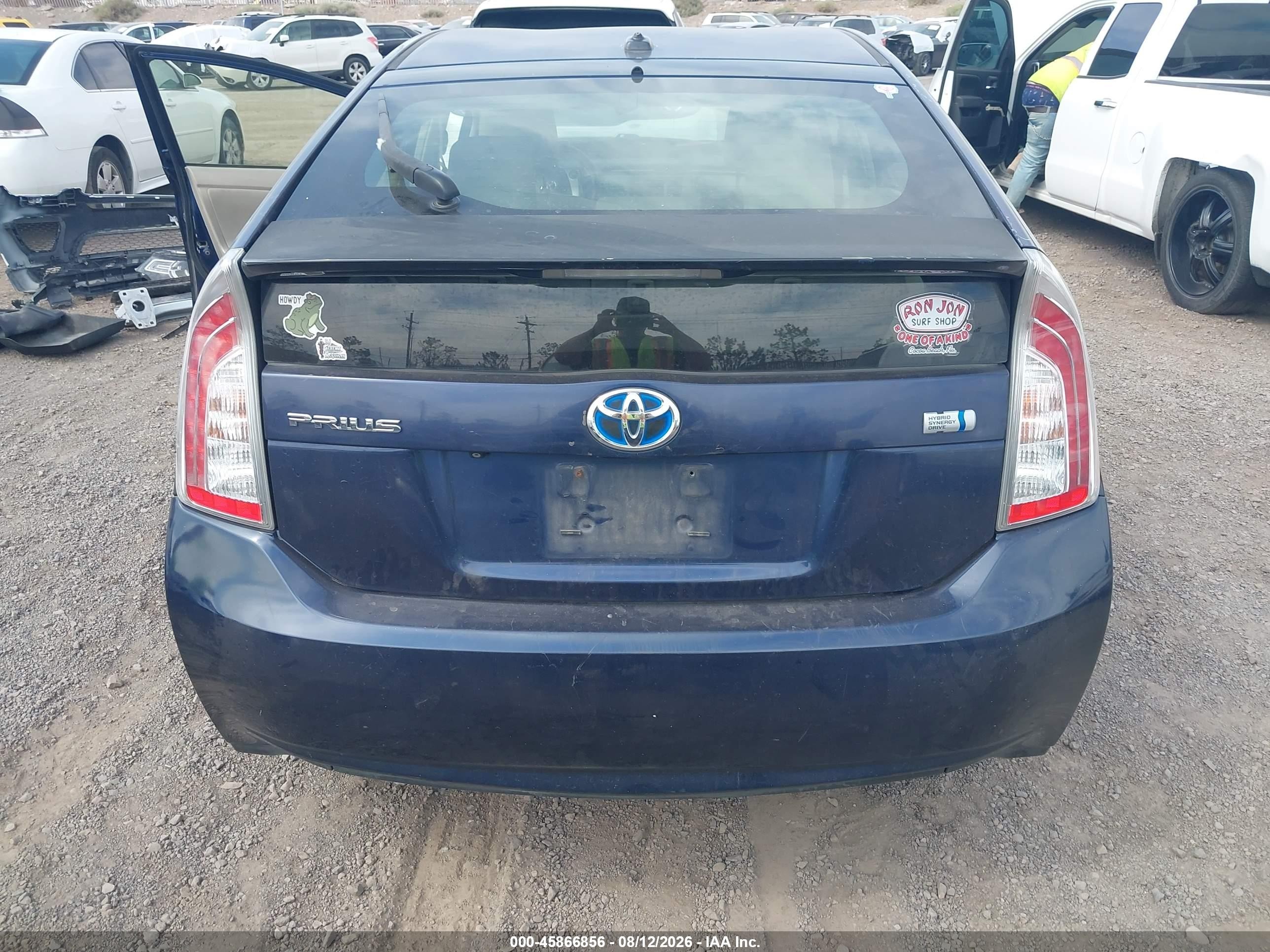 2012 Toyota Prius Three Blue vin: JTDKN3DU1C1544045