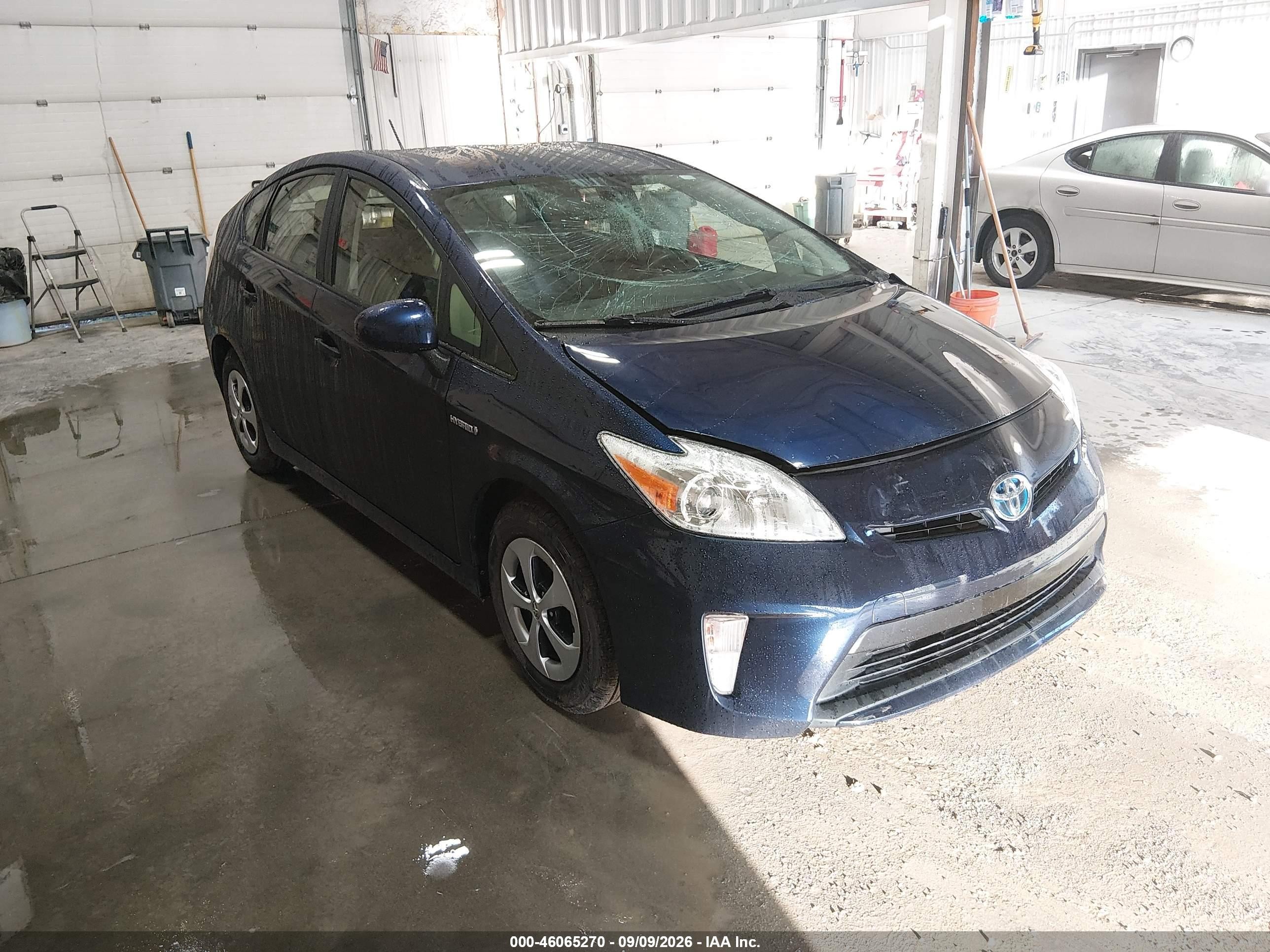 2012 Toyota Prius Three Blue vin: JTDKN3DU1C1556423