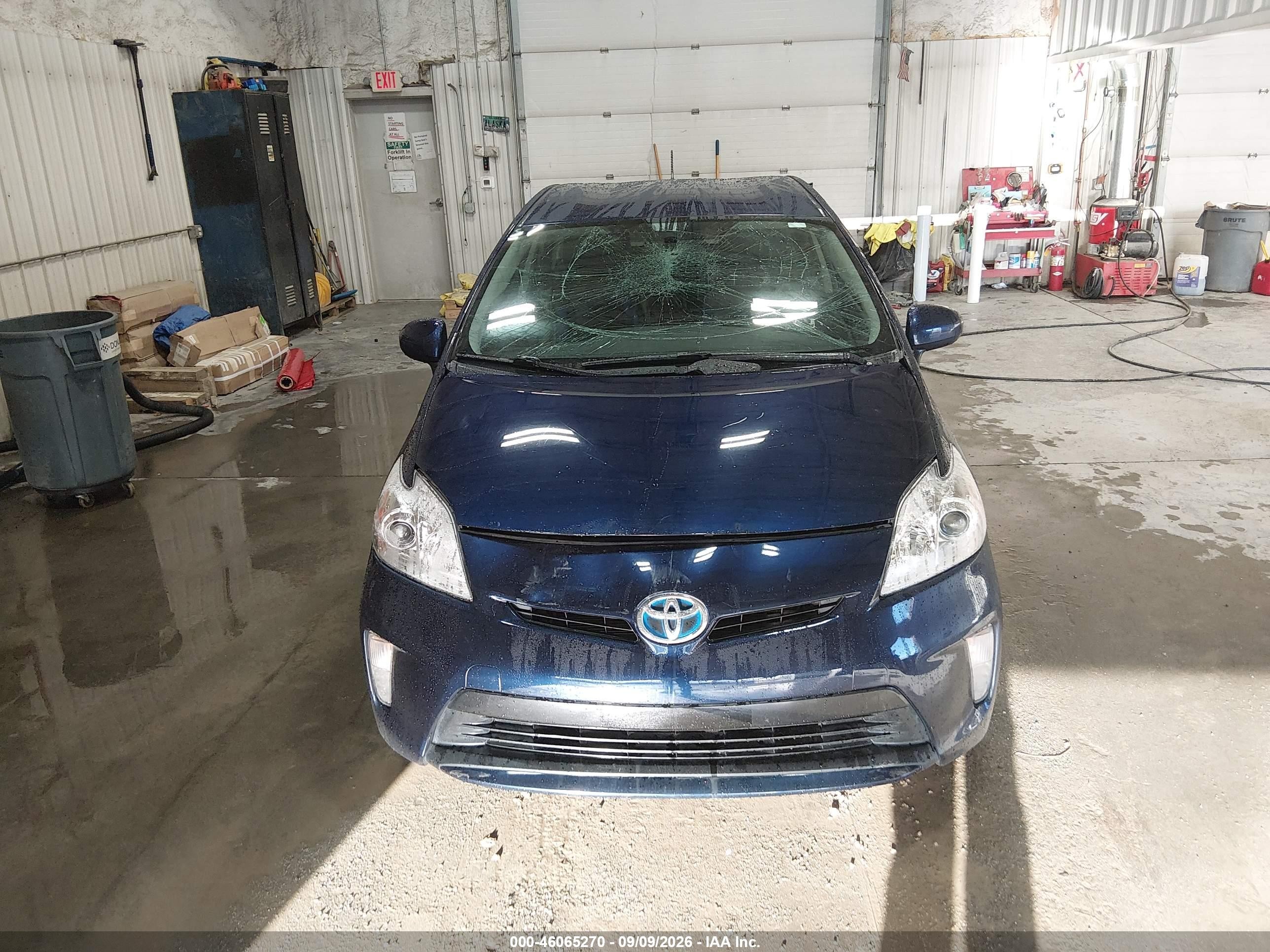 2012 Toyota Prius Three Blue vin: JTDKN3DU1C1556423