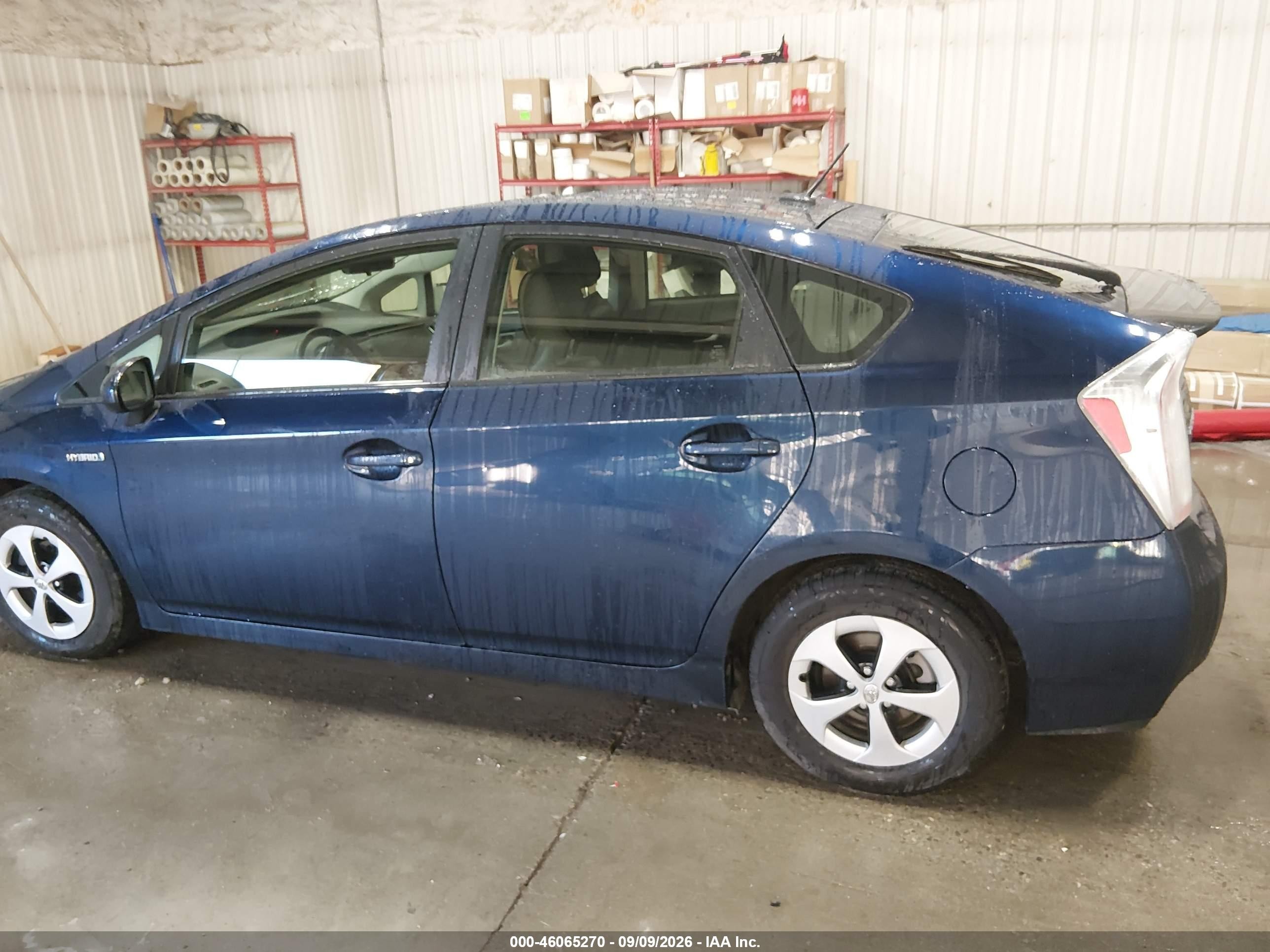2012 Toyota Prius Three Blue vin: JTDKN3DU1C1556423