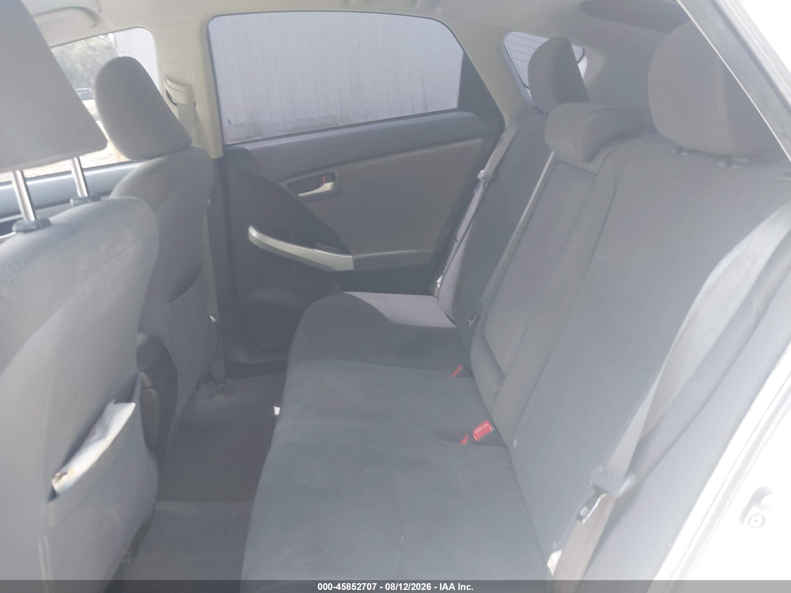 2012 Toyota Prius Two White vin: JTDKN3DU1C5422536