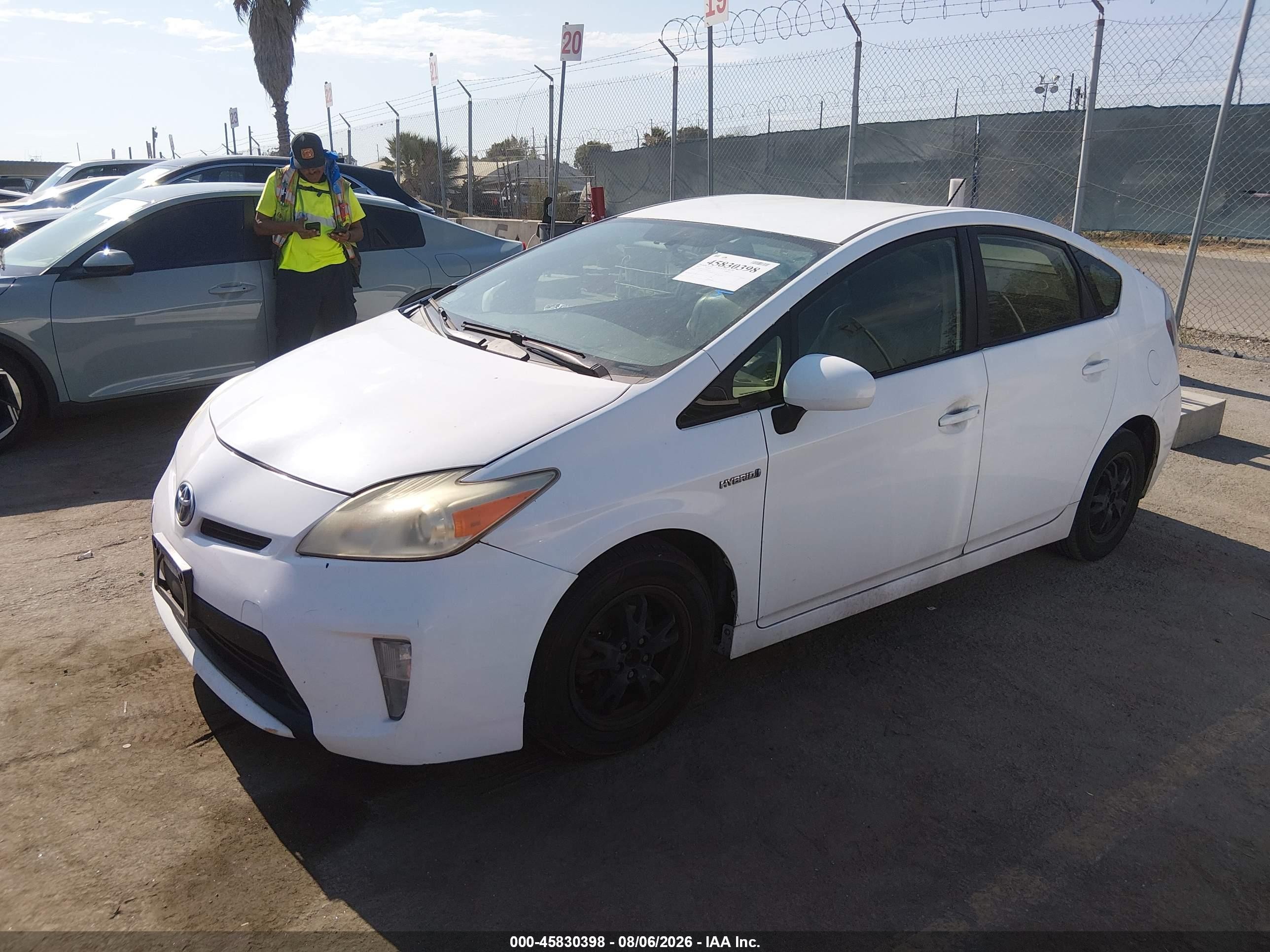 2012 Toyota Prius Two White vin: JTDKN3DU1C5469663