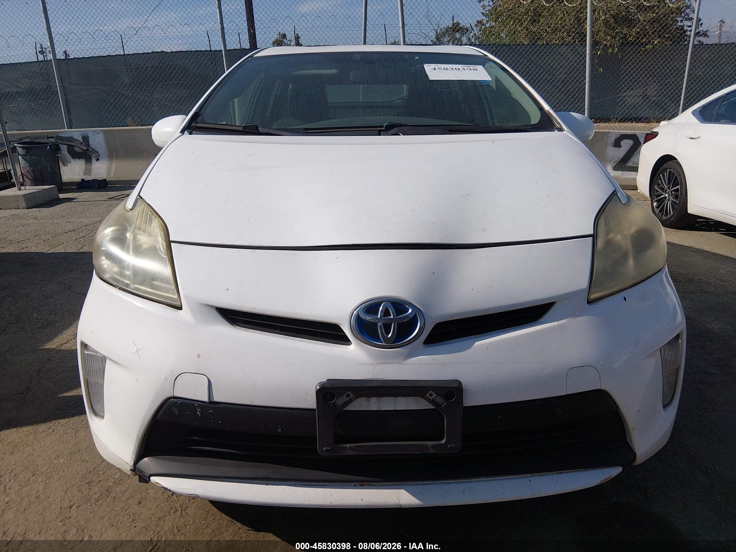 2012 Toyota Prius Two White vin: JTDKN3DU1C5469663