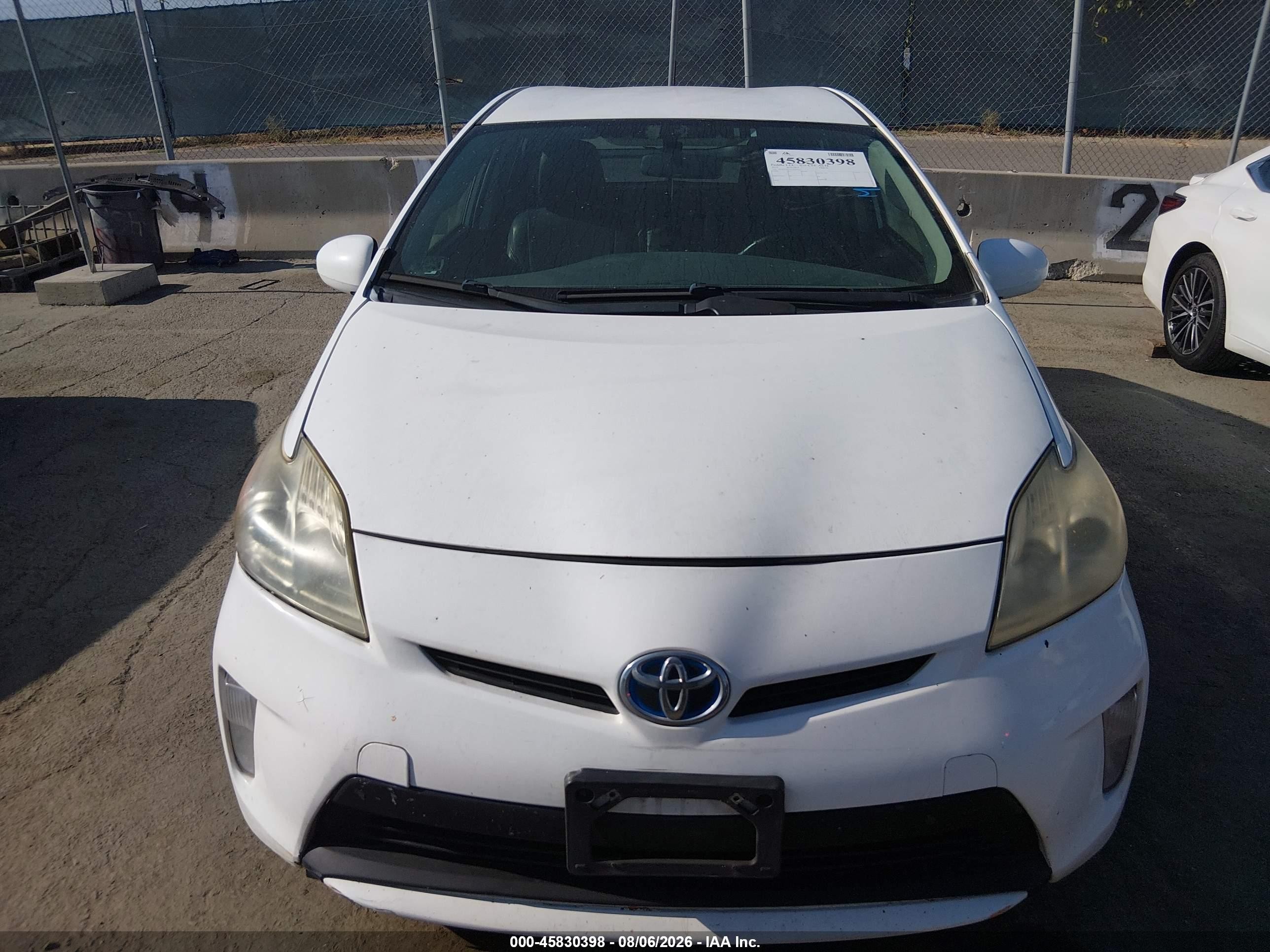 2012 Toyota Prius Two White vin: JTDKN3DU1C5469663