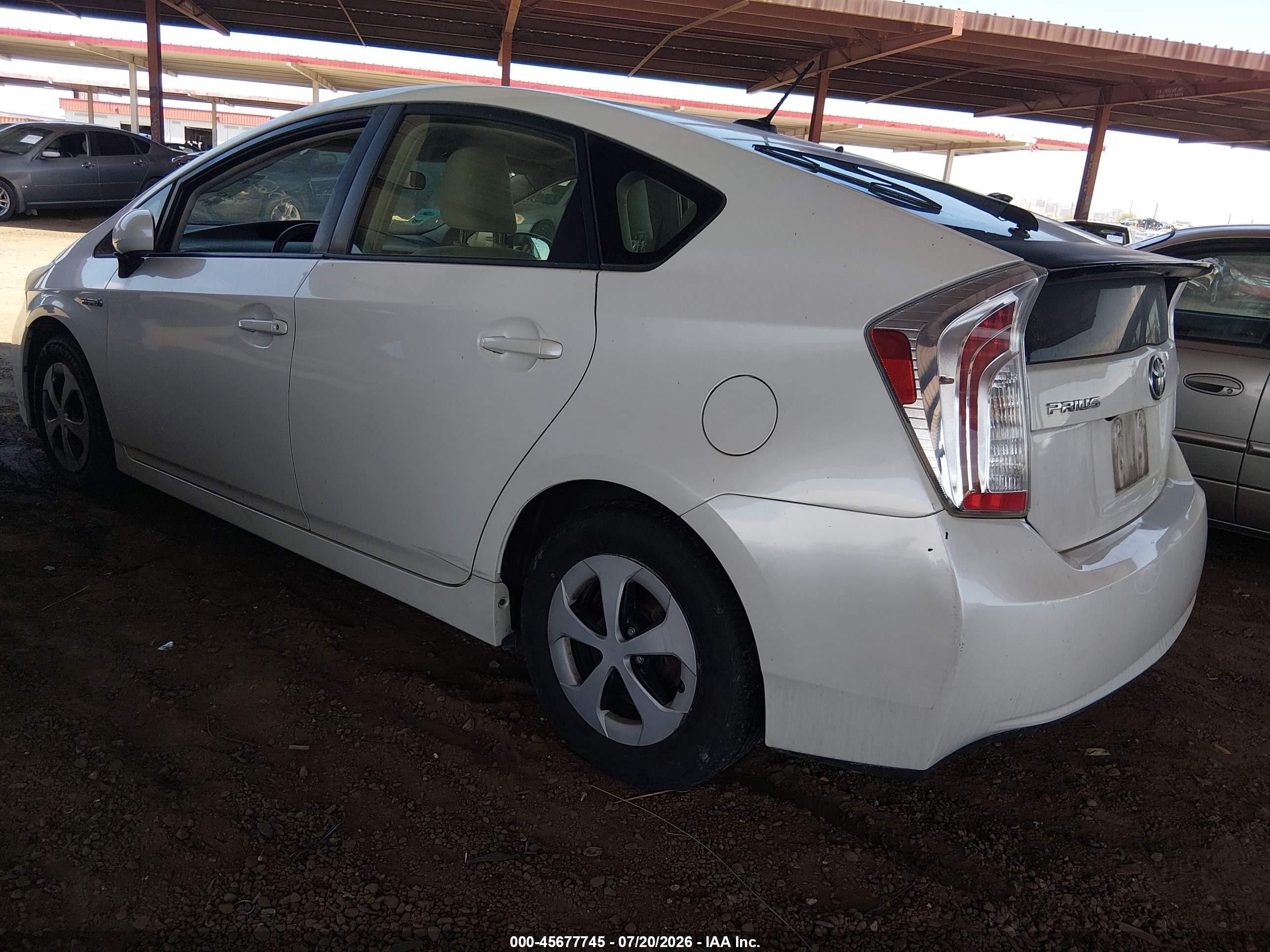 2012 Toyota Prius Three White vin: JTDKN3DU1C5486947