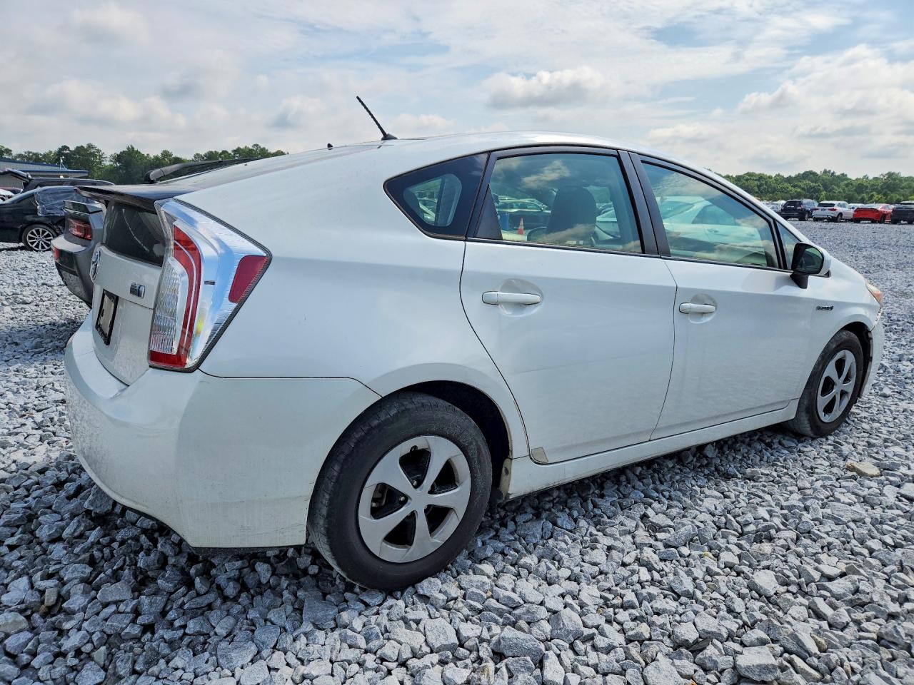 2012 Toyota Prius Two Белый vin: JTDKN3DU1C5512849