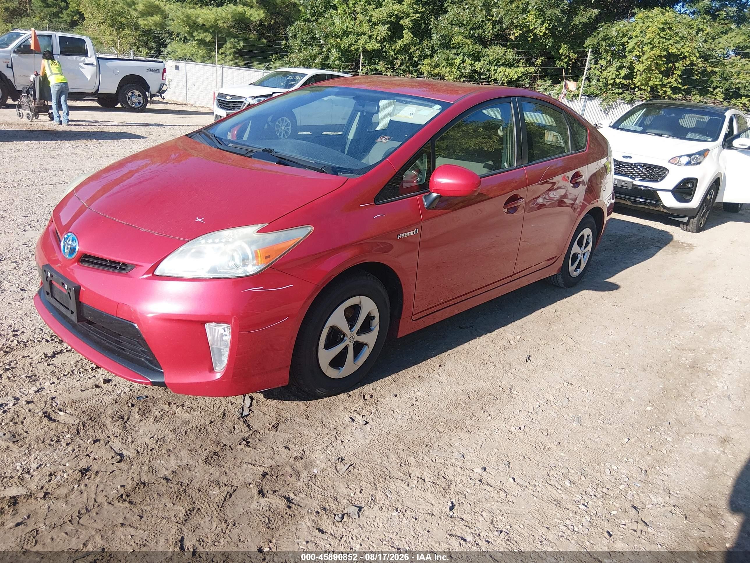 2013 Toyota Prius Two Красный vin: JTDKN3DU1D1703535