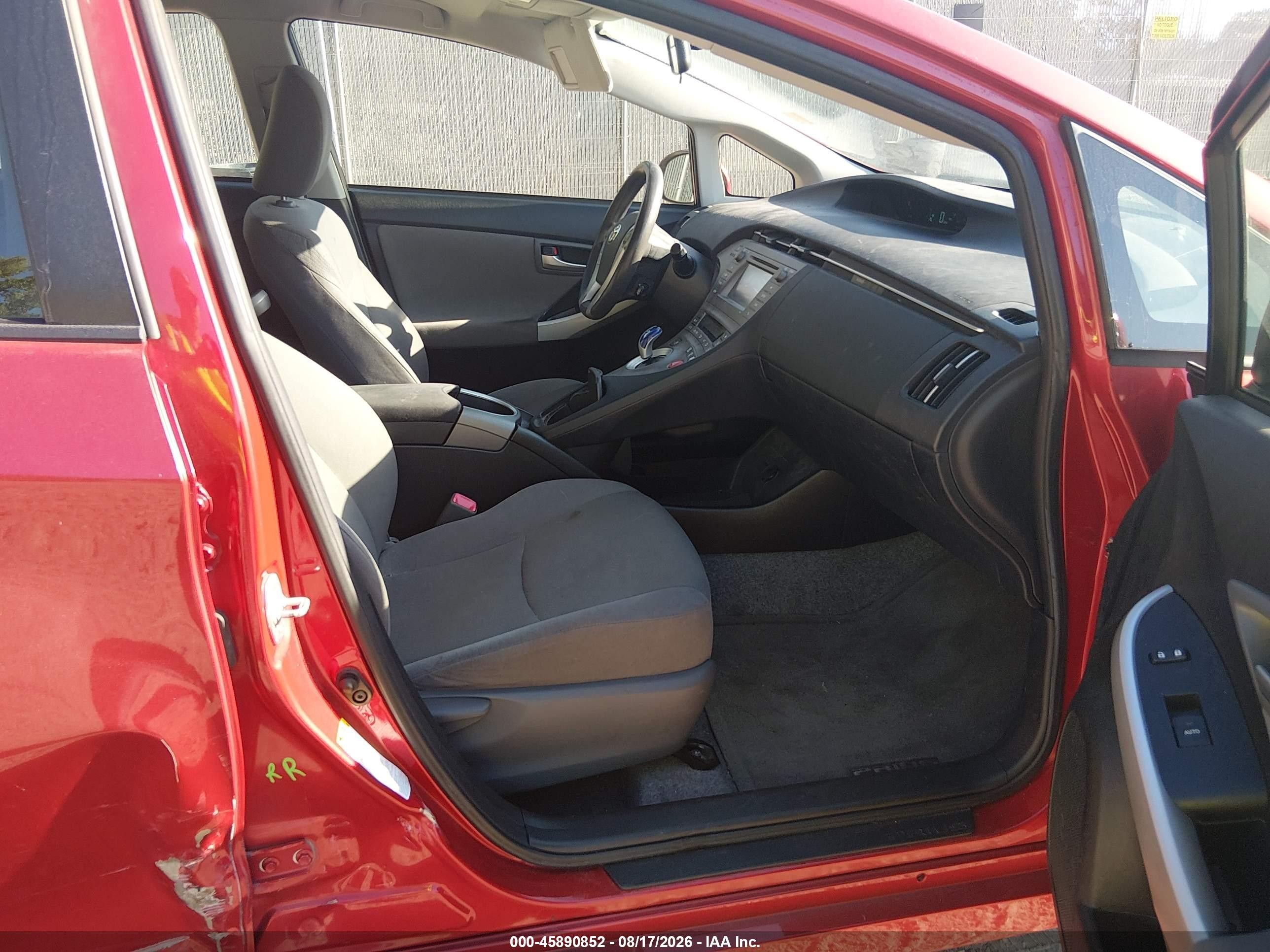 2013 Toyota Prius Two Красный vin: JTDKN3DU1D1703535