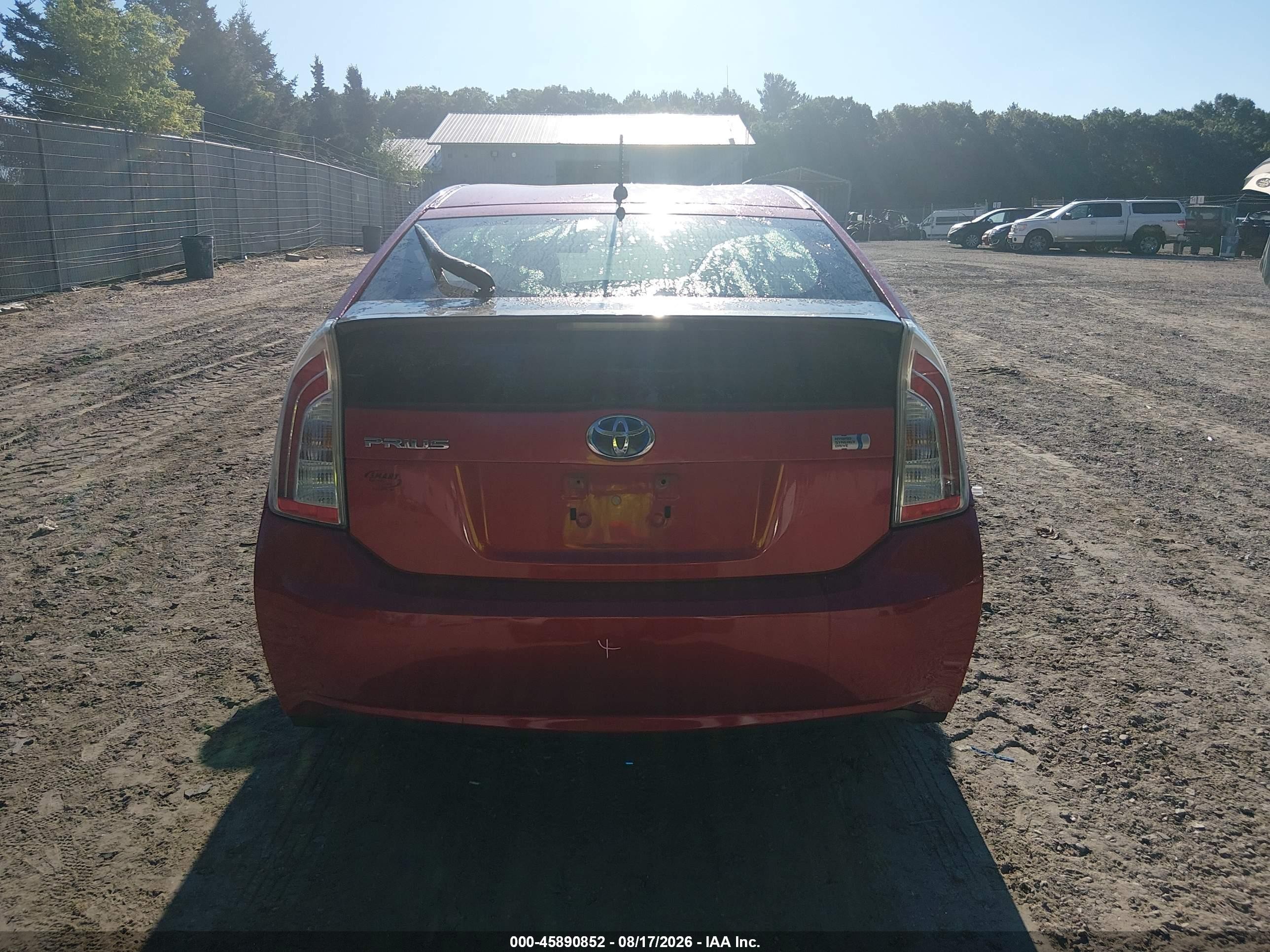 2013 Toyota Prius Two Красный vin: JTDKN3DU1D1703535