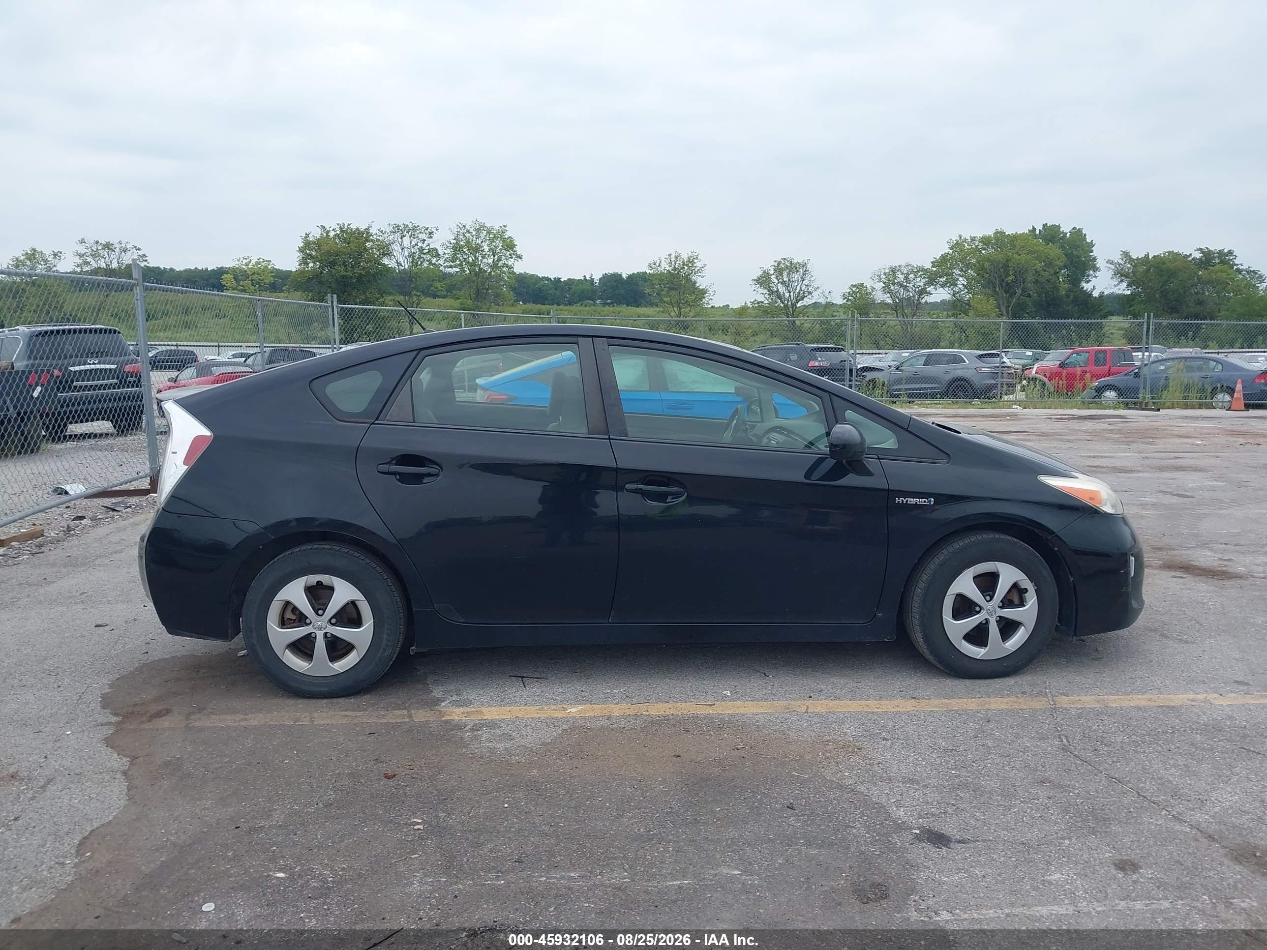 2013 Toyota Prius   Black vin: JTDKN3DU1D1732744