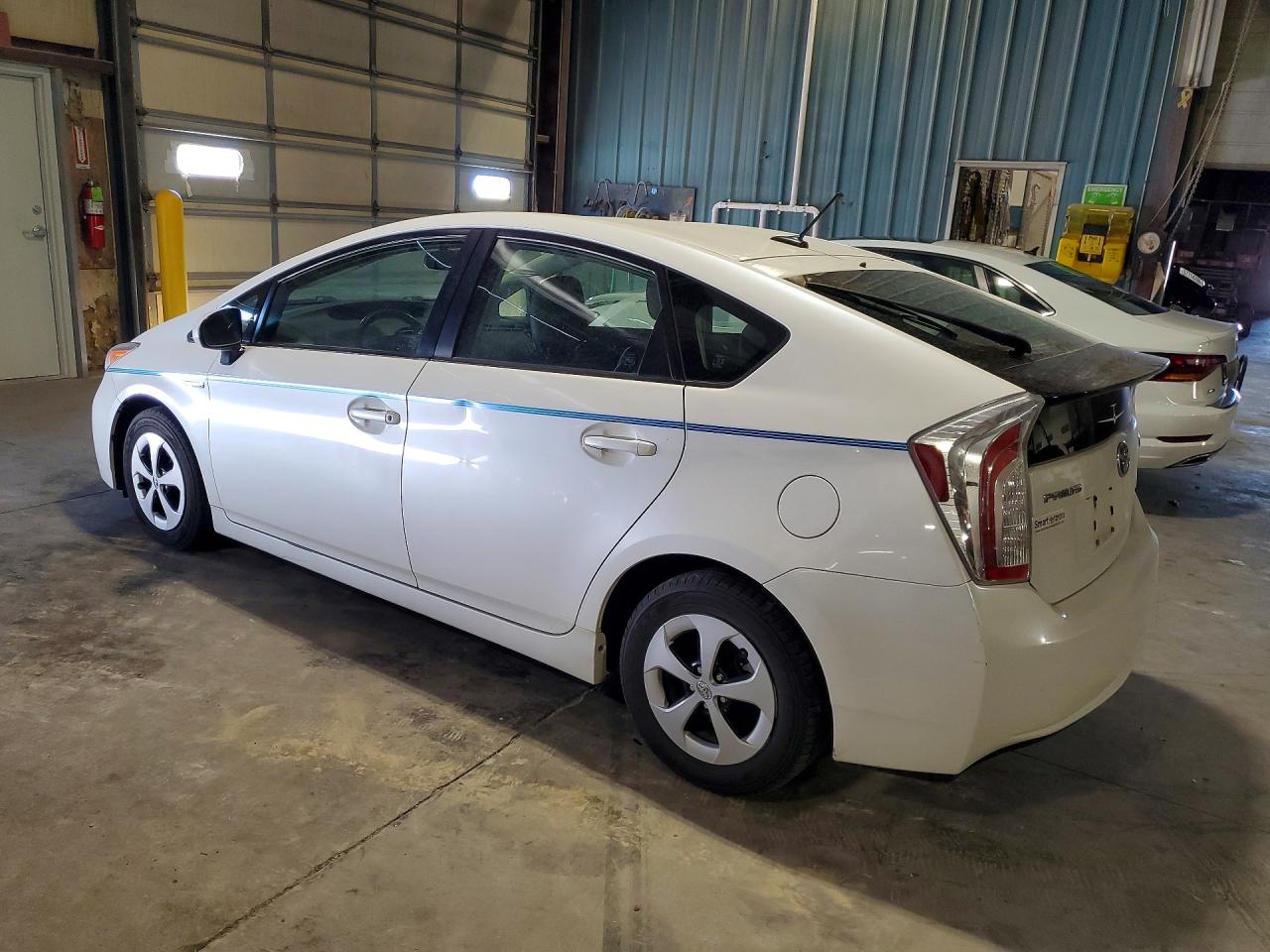 2013 Toyota Prius White vin: JTDKN3DU1D5539809