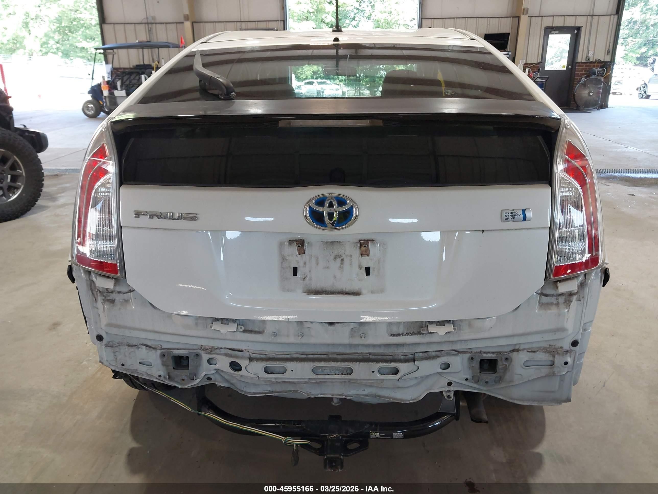 2013 Toyota Prius Two Белый vin: JTDKN3DU1D5628344
