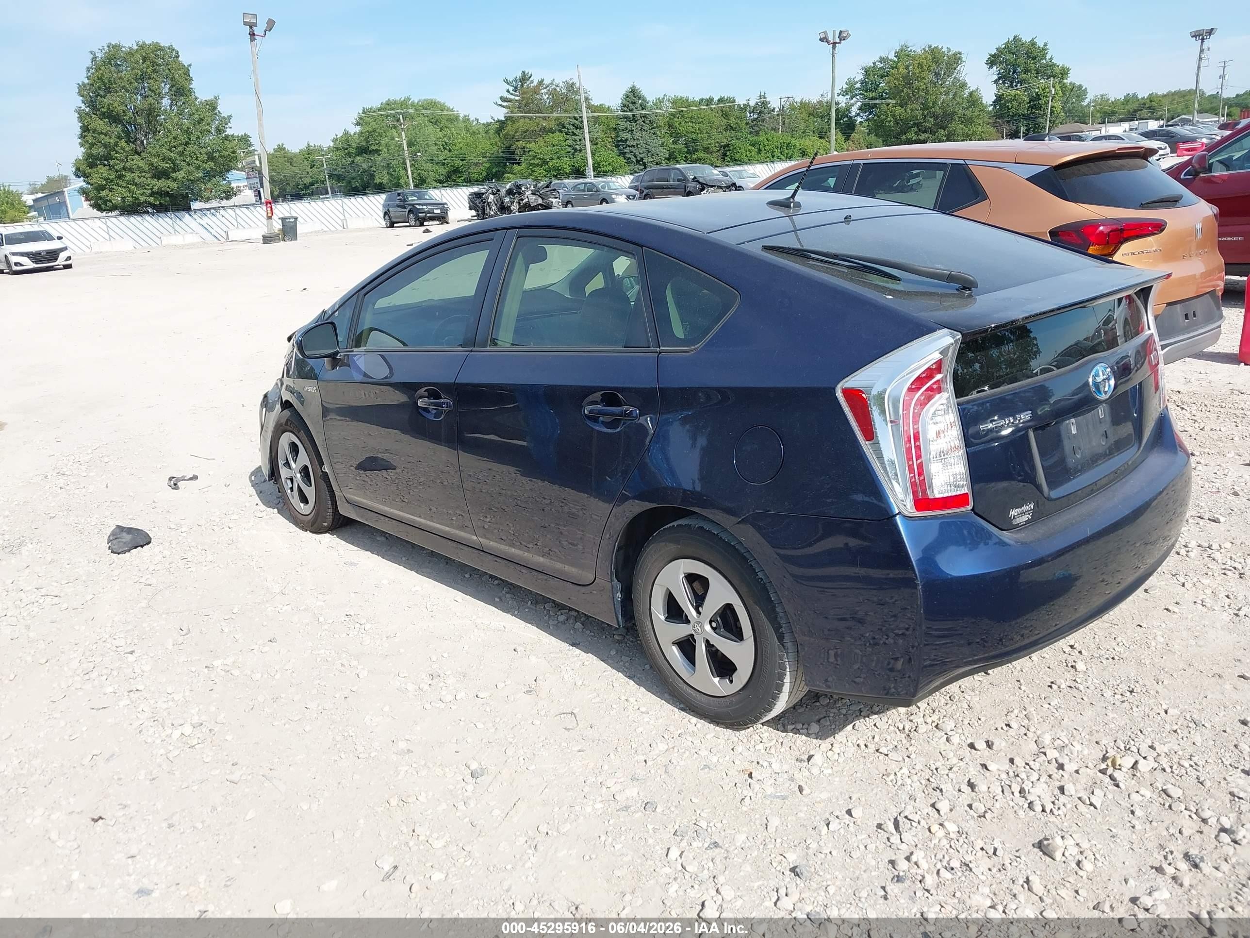 2014 Toyota Prius Four Blue vin: JTDKN3DU1E1752655