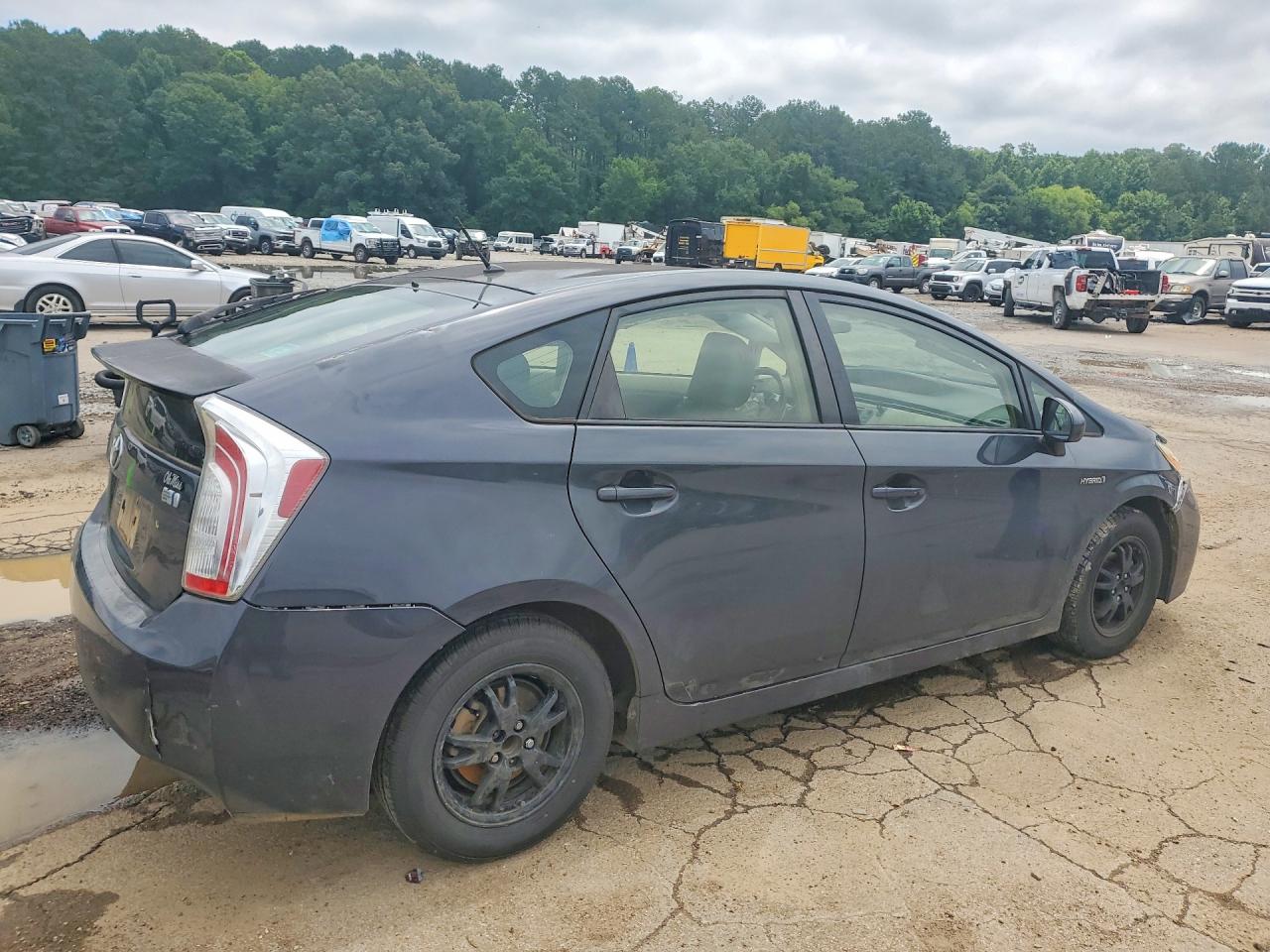 2015 Toyota Prius Two Charcoal vin: JTDKN3DU1F0410873