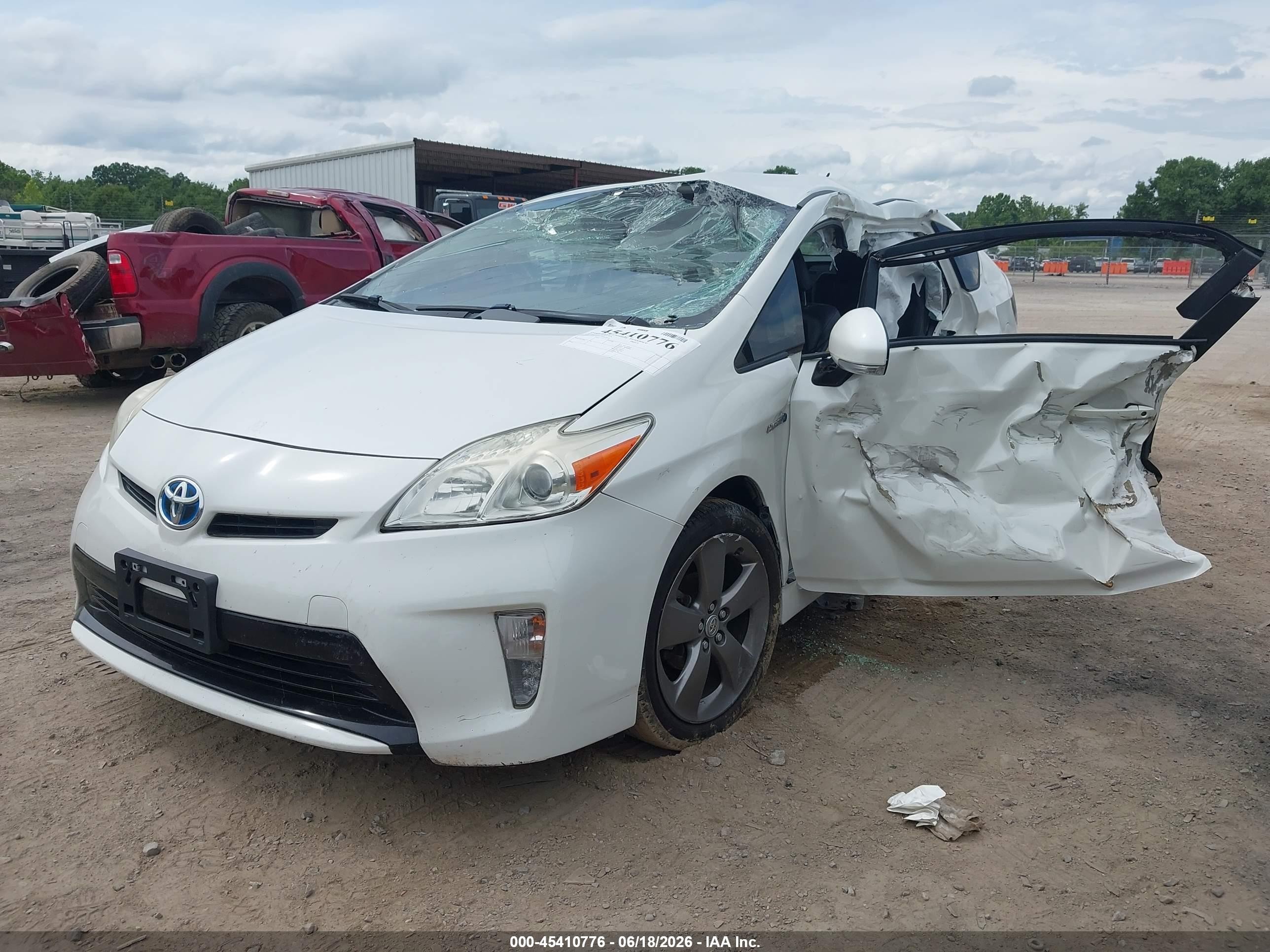 2015 Toyota Prius Persona Series Special Edition White vin: JTDKN3DU1F0422652