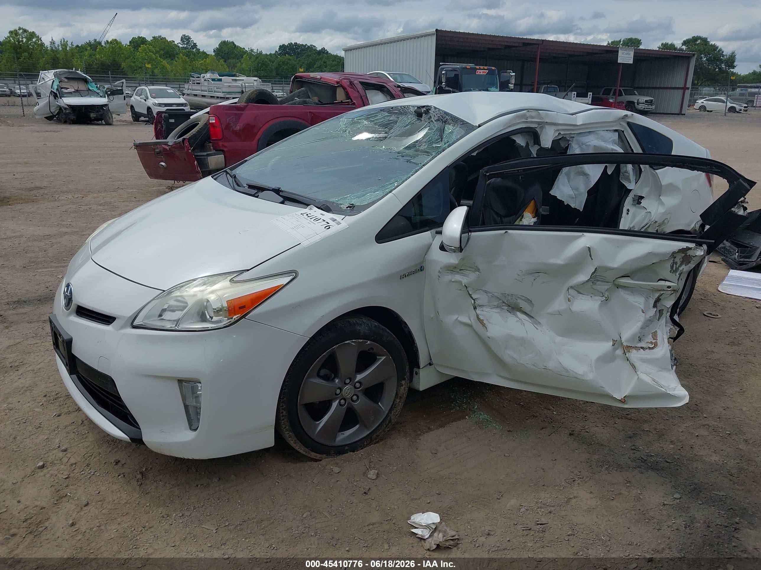 2015 Toyota Prius Persona Series Special Edition White vin: JTDKN3DU1F0422652