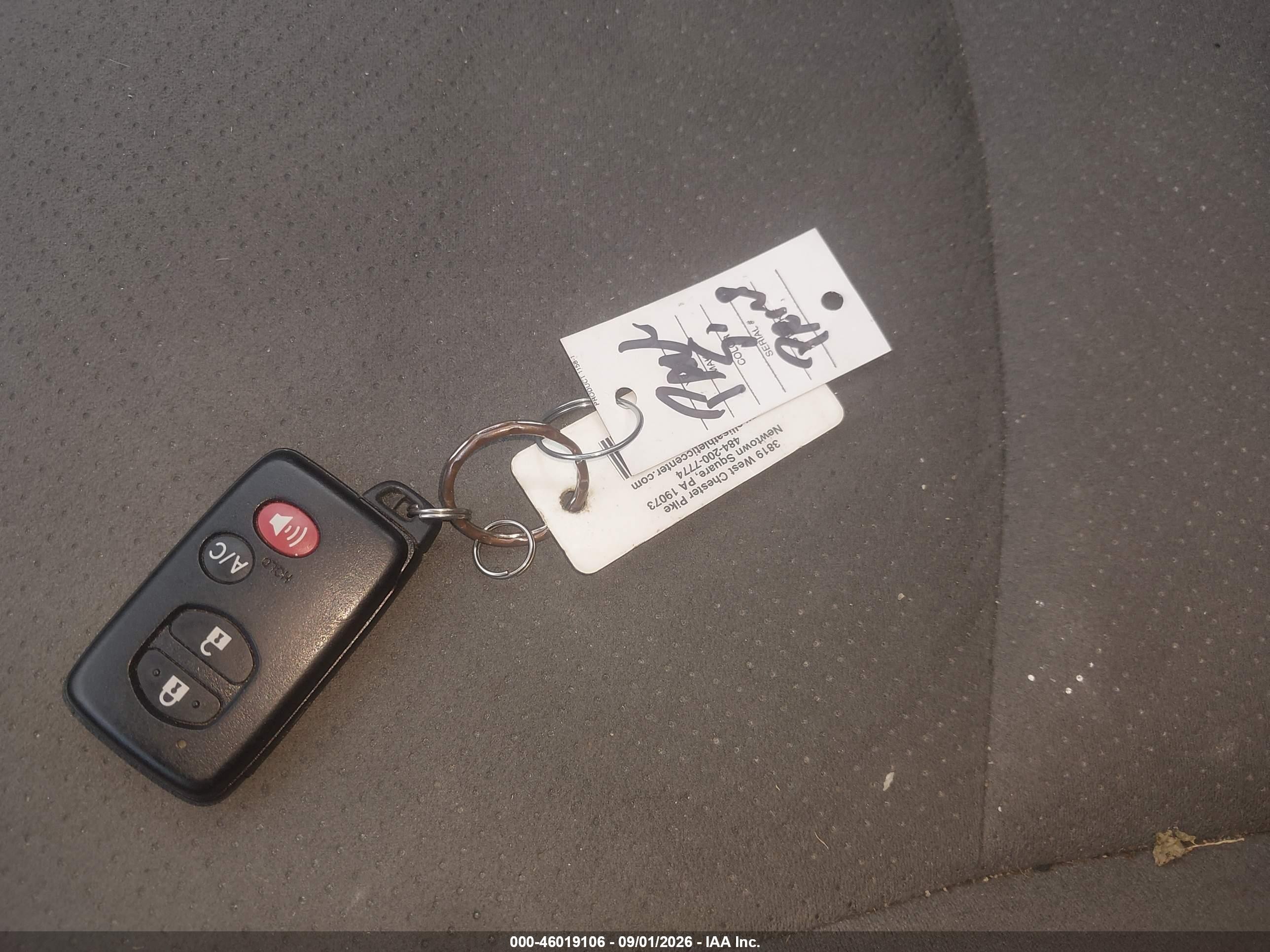 2015 Toyota Prius Three White vin: JTDKN3DU1F0433117