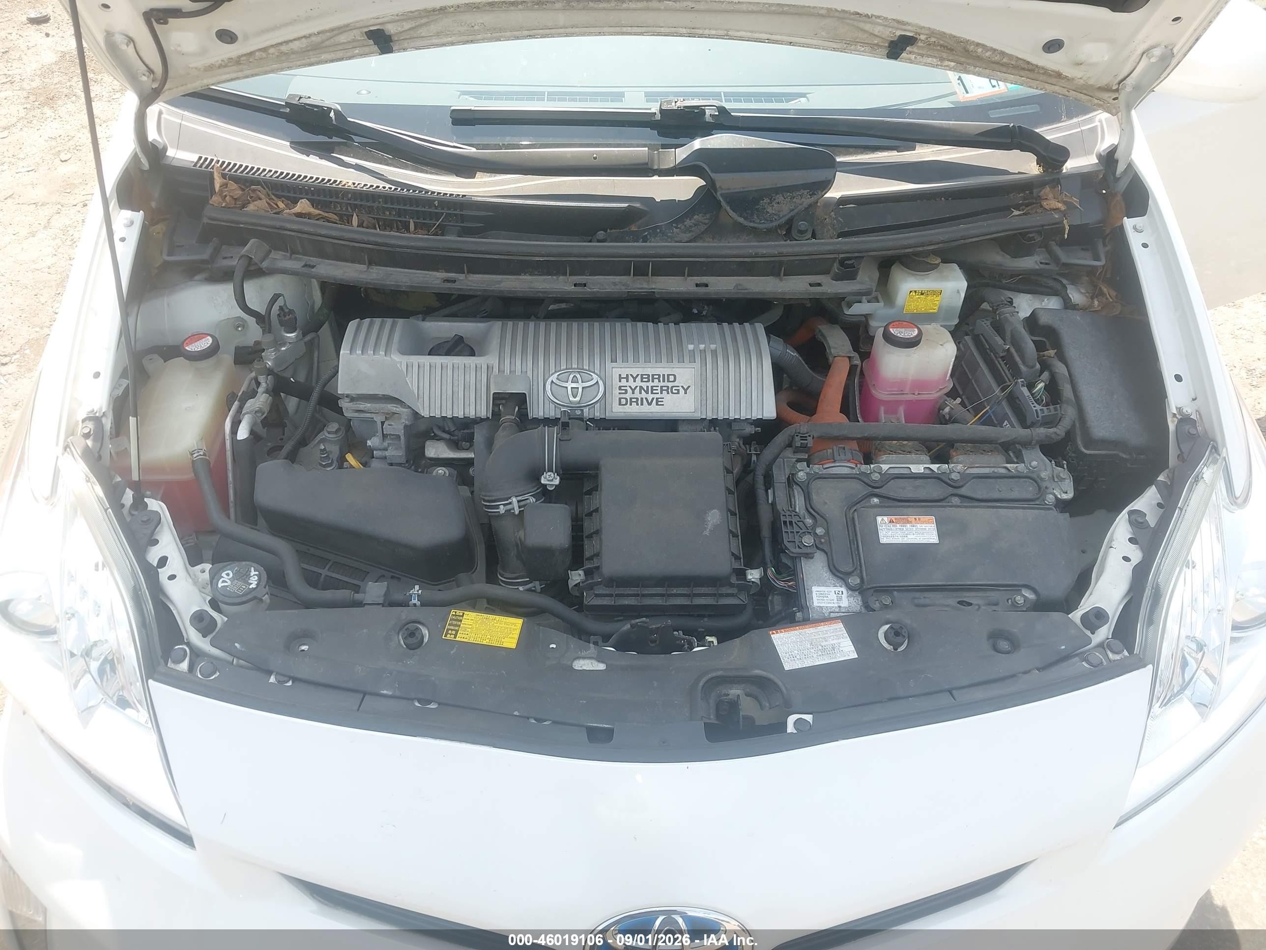 2015 Toyota Prius Three White vin: JTDKN3DU1F0433117