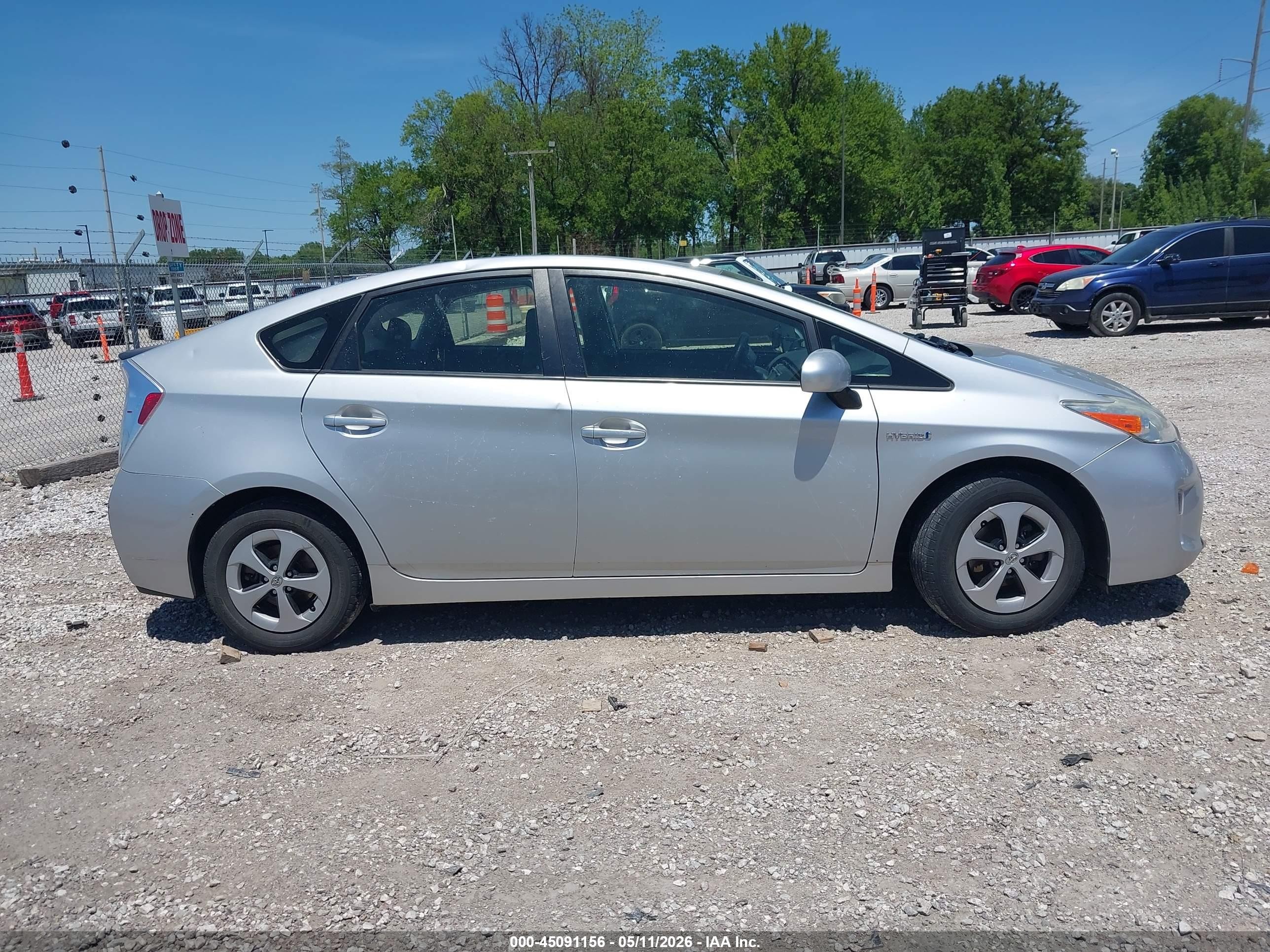 2015 Toyota Prius Two Gray vin: JTDKN3DU1F0447552