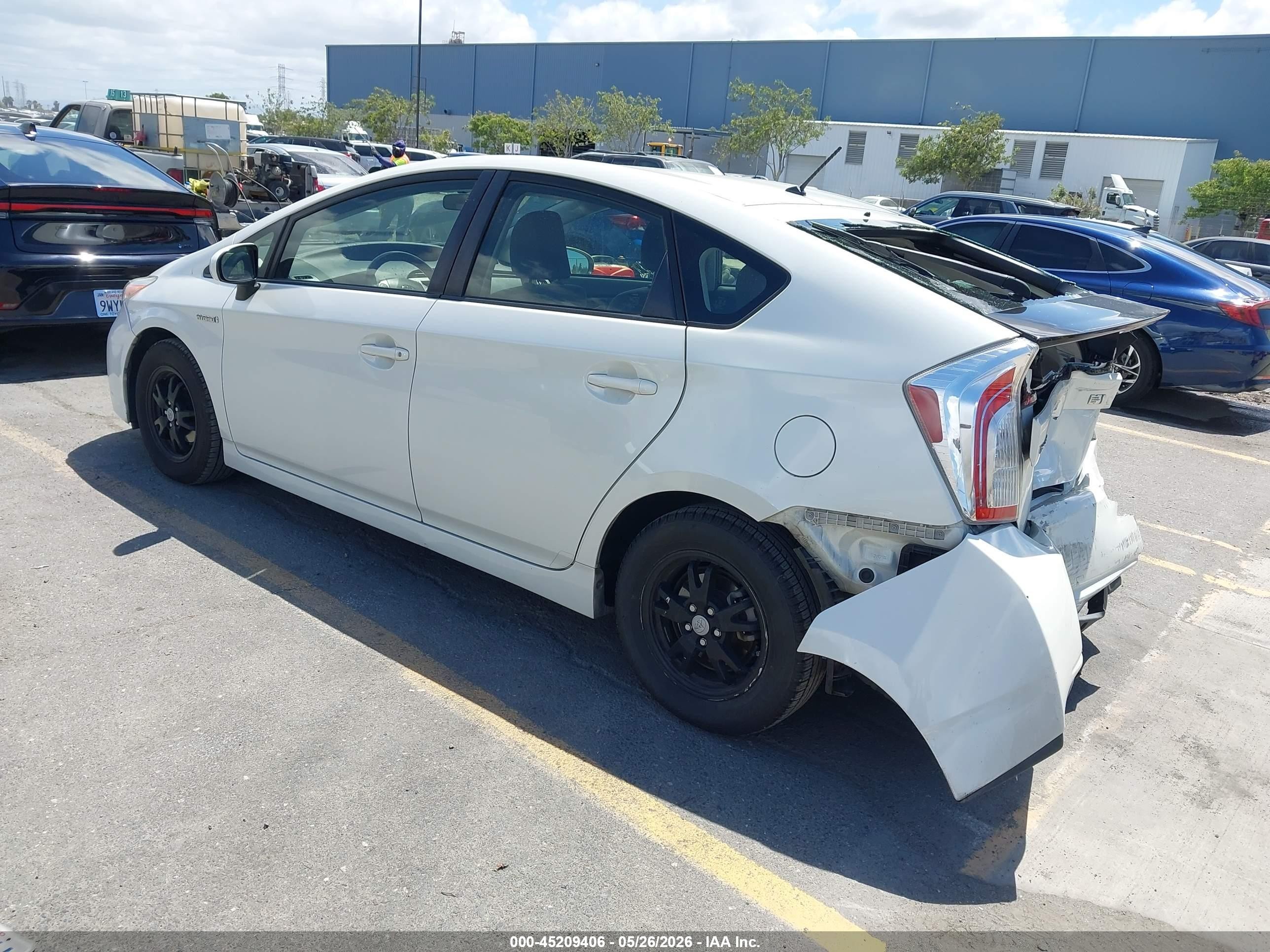 2015 Toyota Prius Two White vin: JTDKN3DU1F0453884