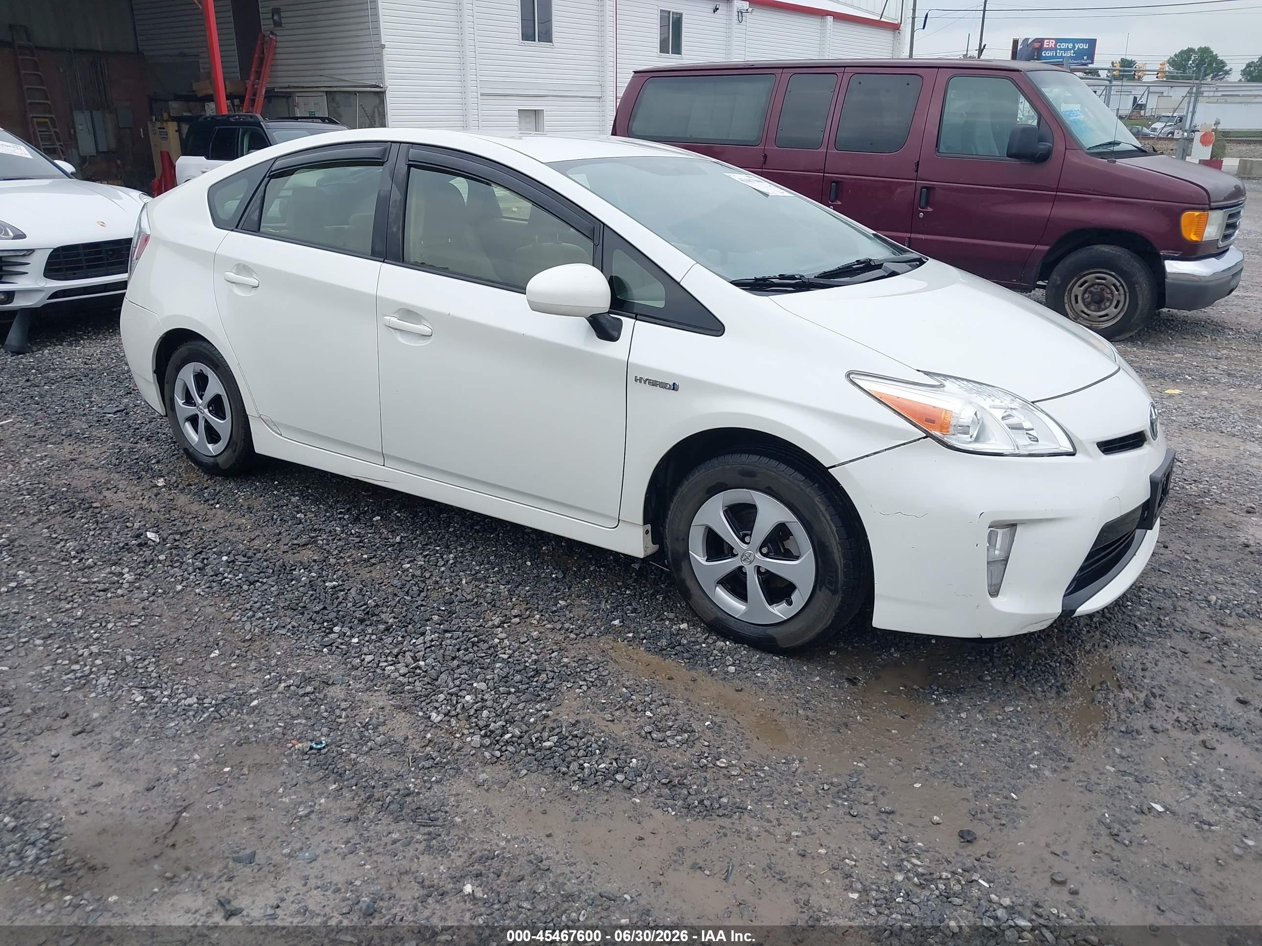 2015 Toyota Prius Three White vin: JTDKN3DU1F0484200