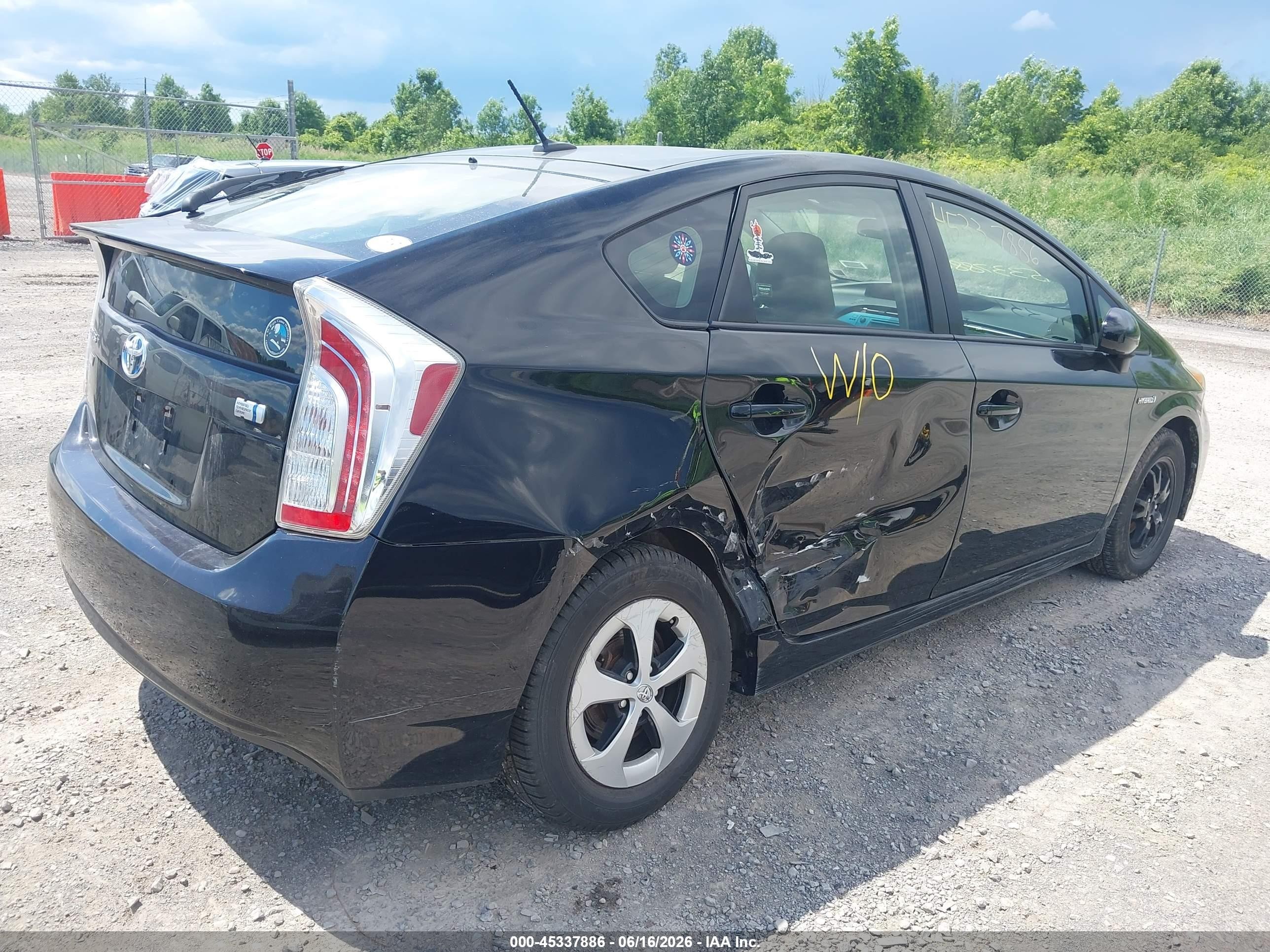 2015 Toyota Prius Three Black vin: JTDKN3DU1F1908775