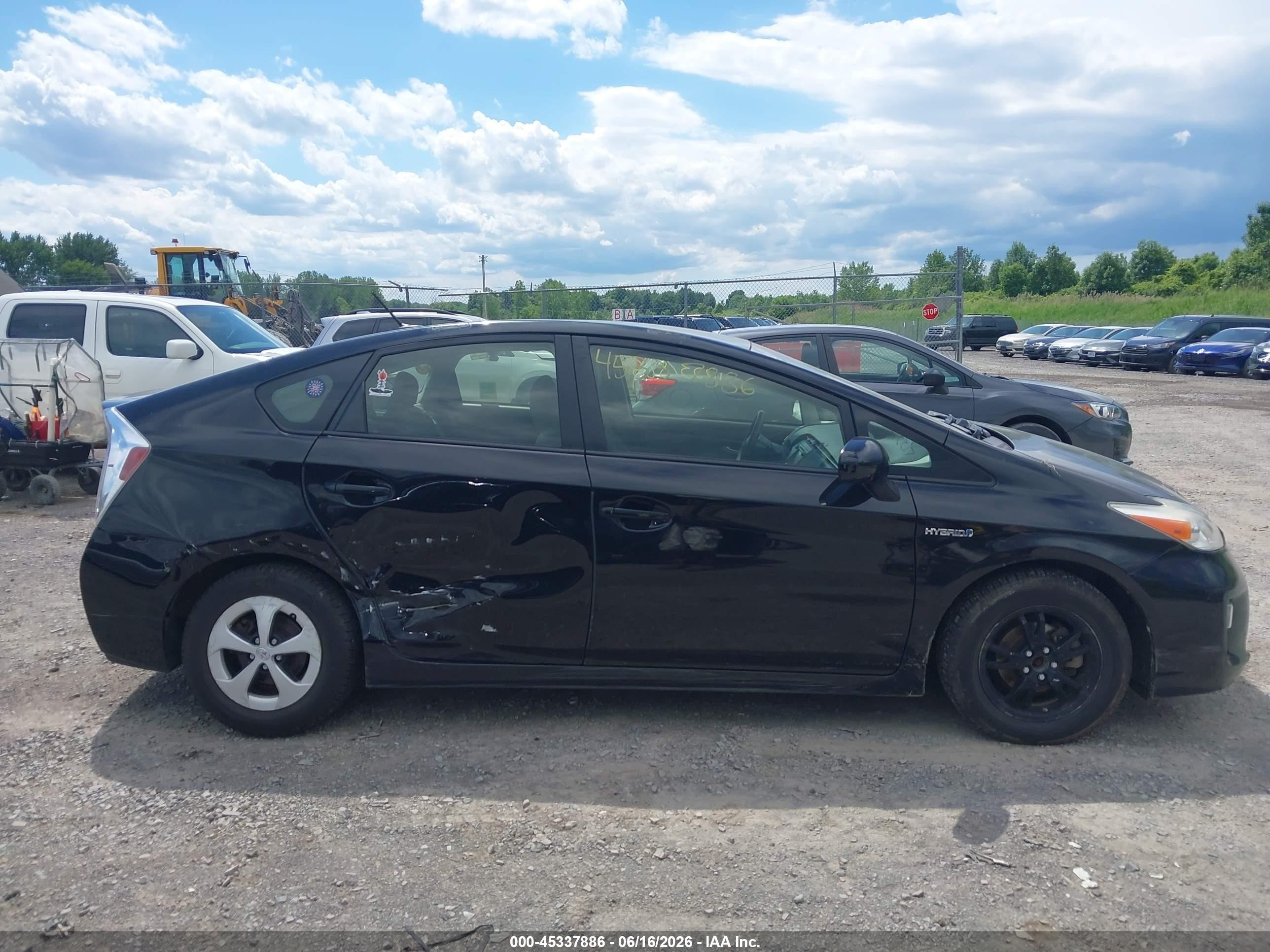 2015 Toyota Prius Three Black vin: JTDKN3DU1F1908775