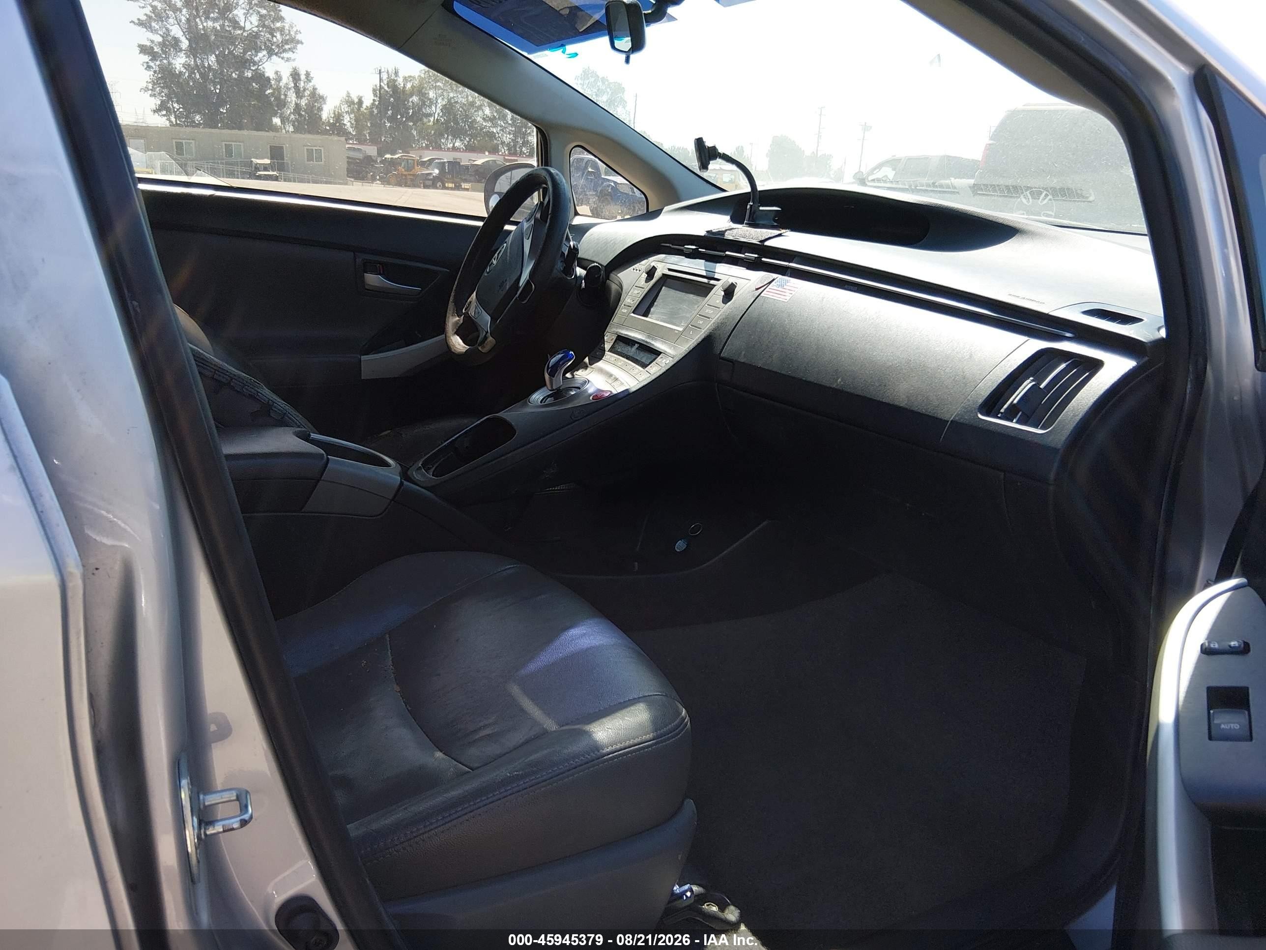 2015 Toyota Prius   Серебряный vin: JTDKN3DU1F1937824