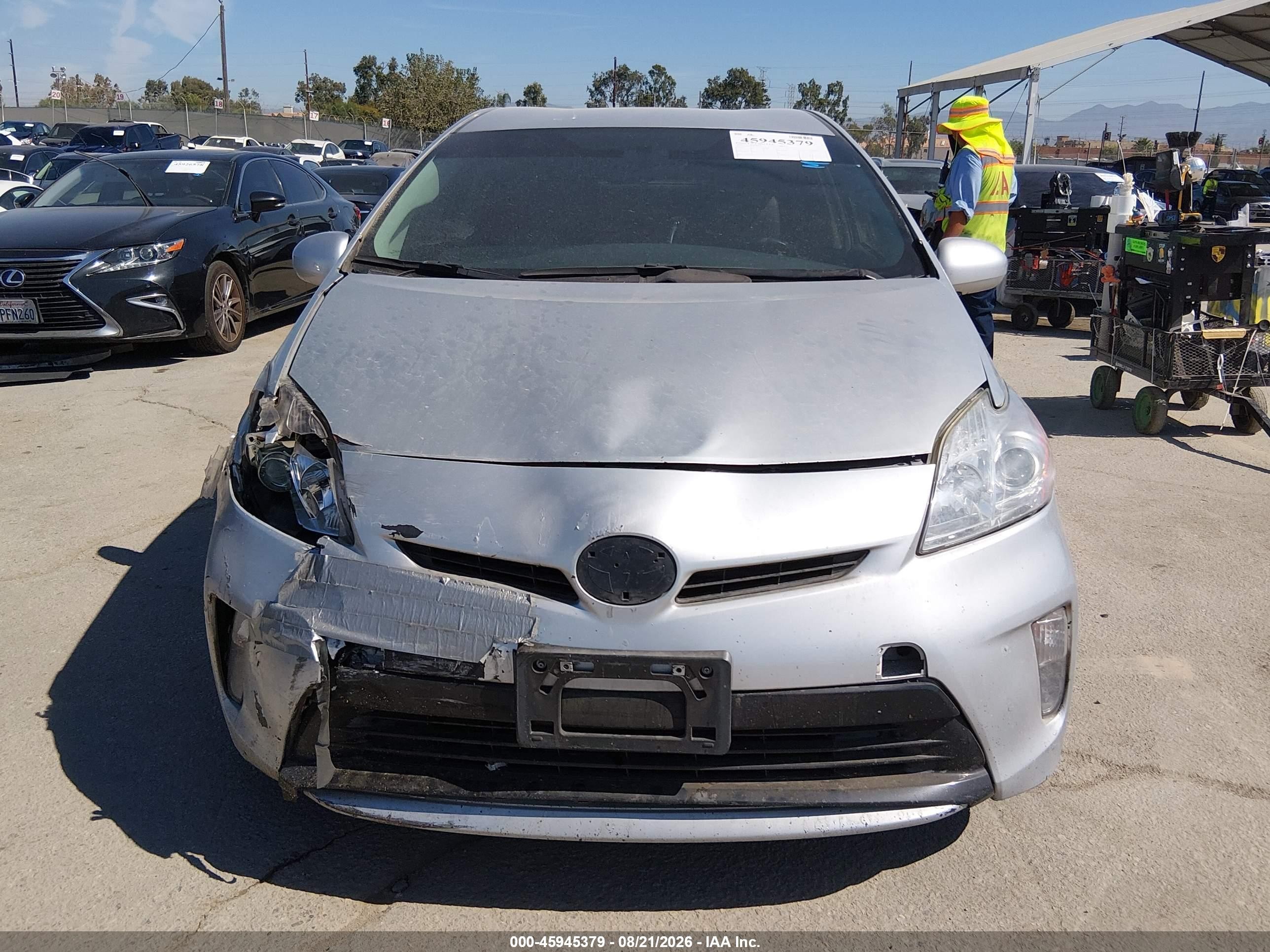 2015 Toyota Prius   Серебряный vin: JTDKN3DU1F1937824