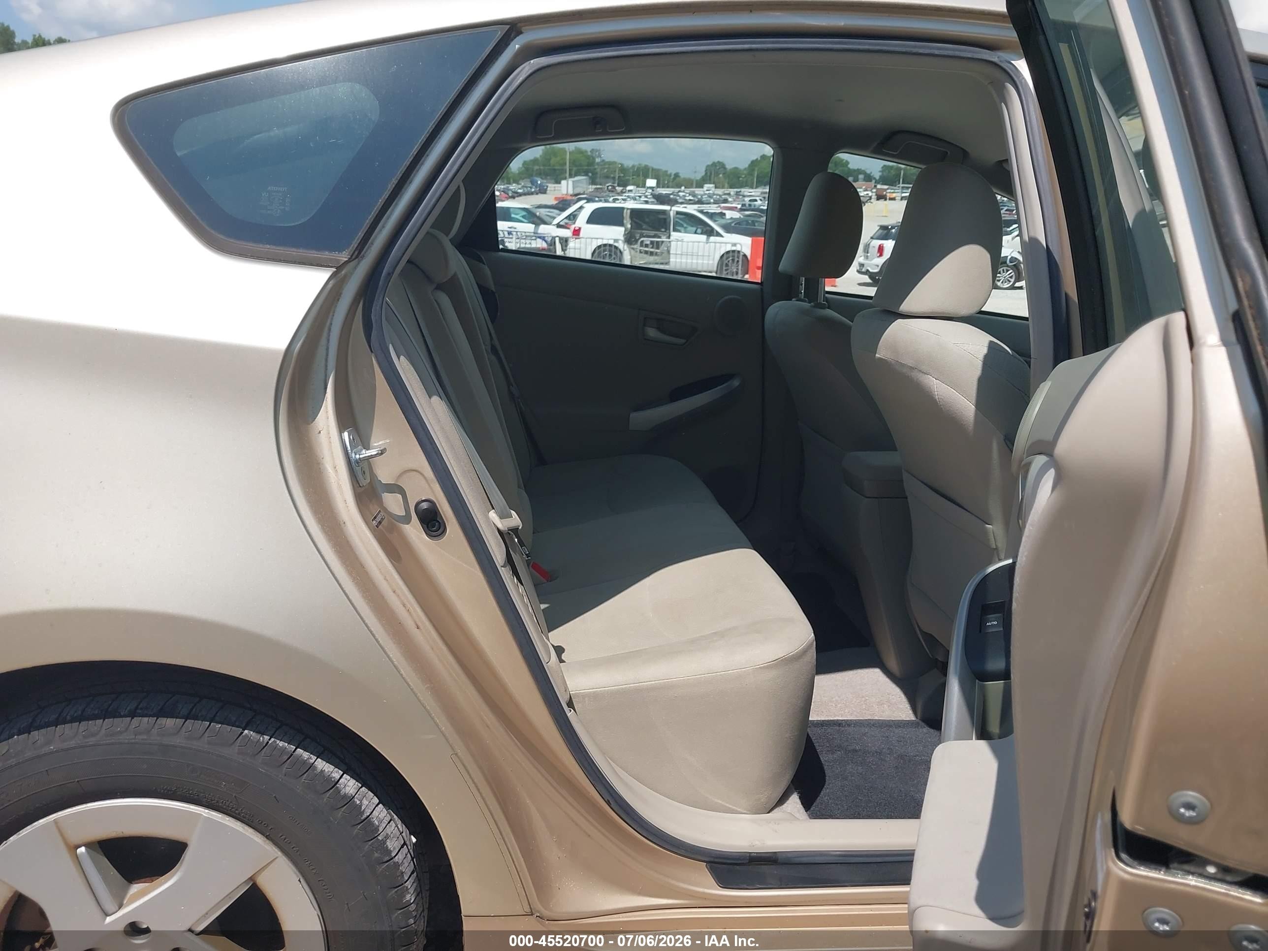 2010 Toyota Prius Iii Gold vin: JTDKN3DU2A0051364