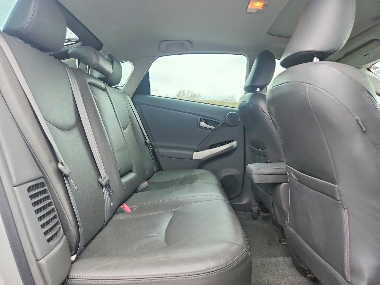 2010 Toyota Prius Iv Silver vin: JTDKN3DU2A0089712