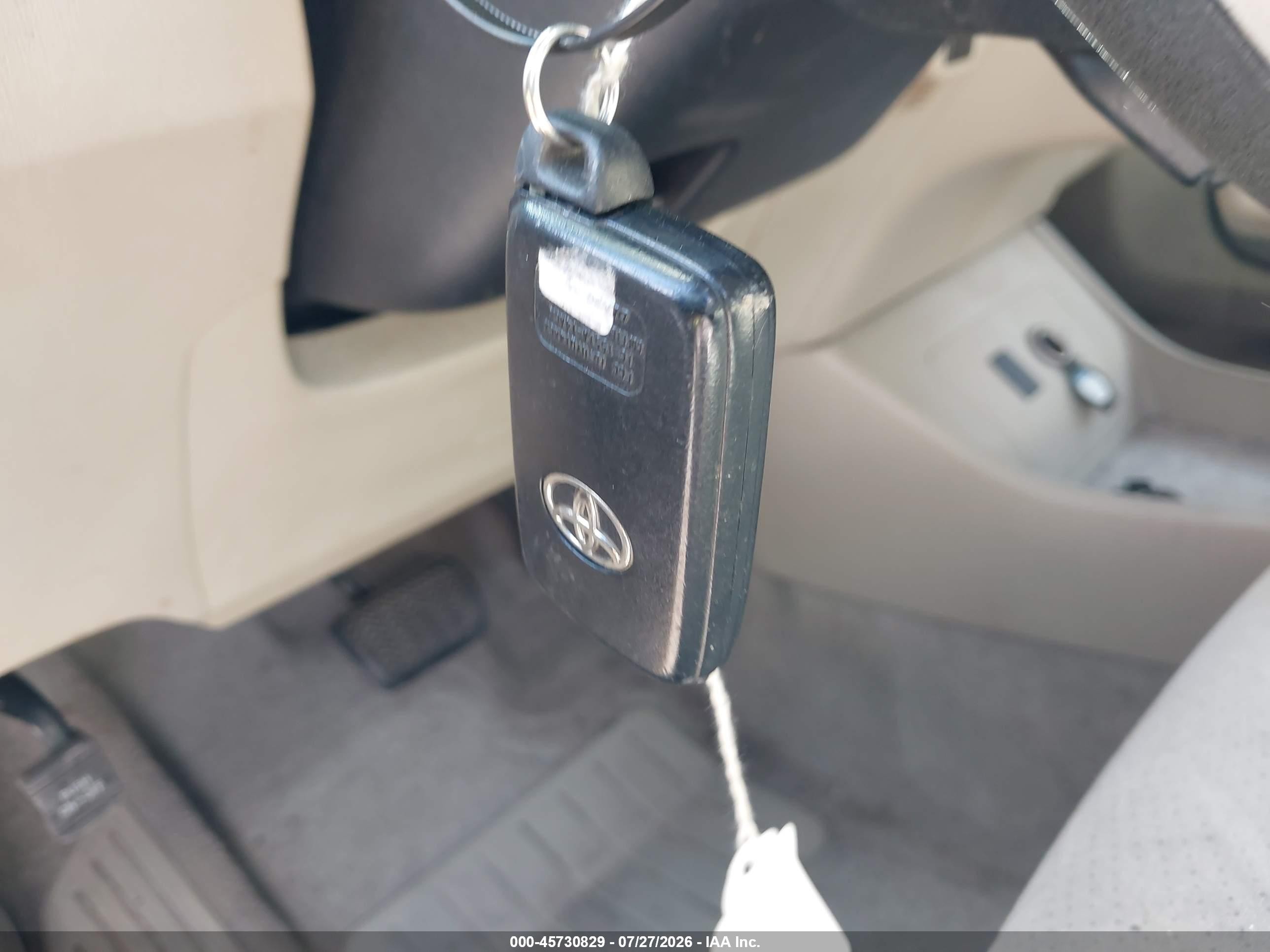 2010 Toyota Prius Ii Gold vin: JTDKN3DU2A0098751