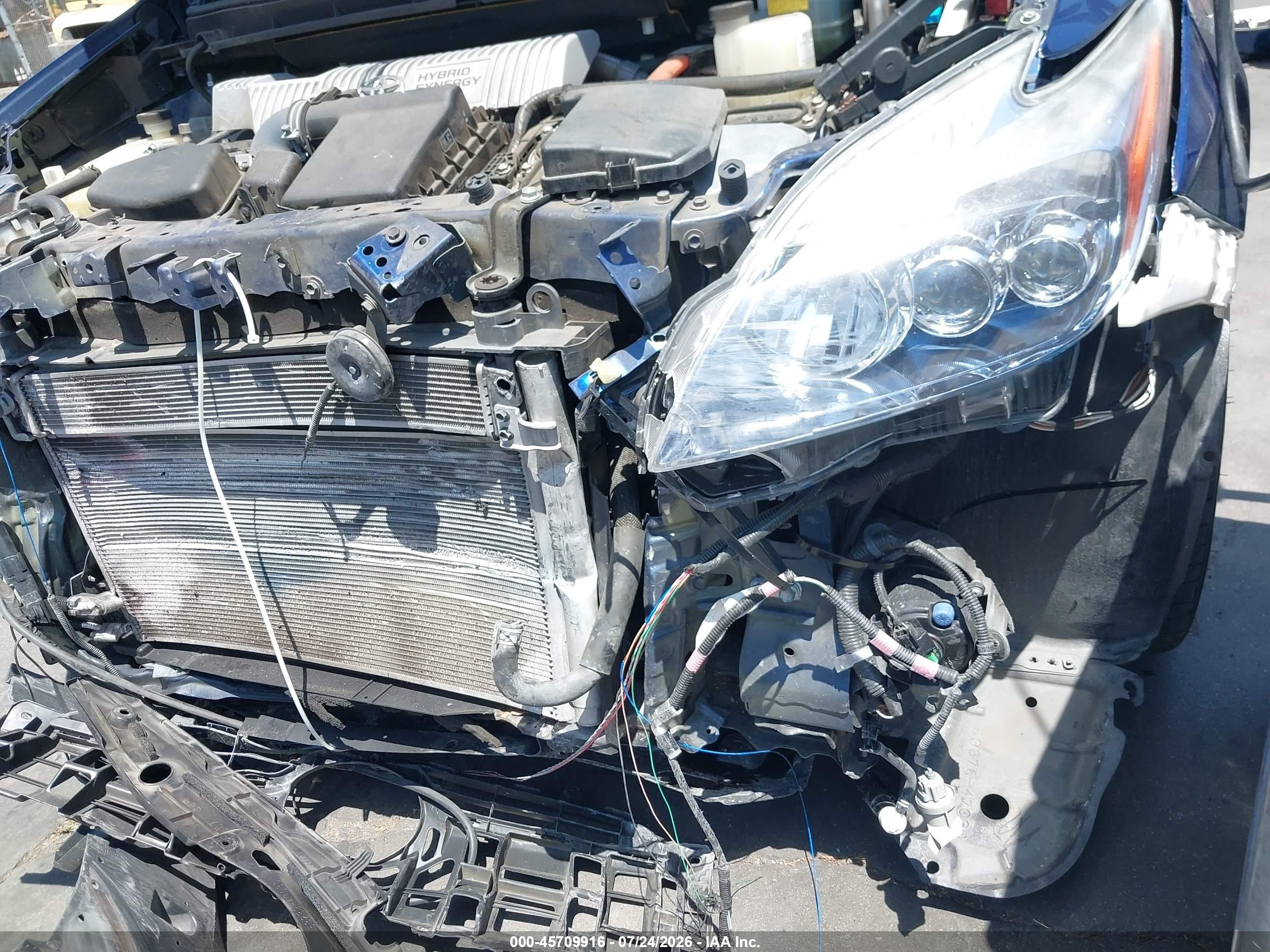 2010 Toyota Prius V Blue vin: JTDKN3DU2A0117993