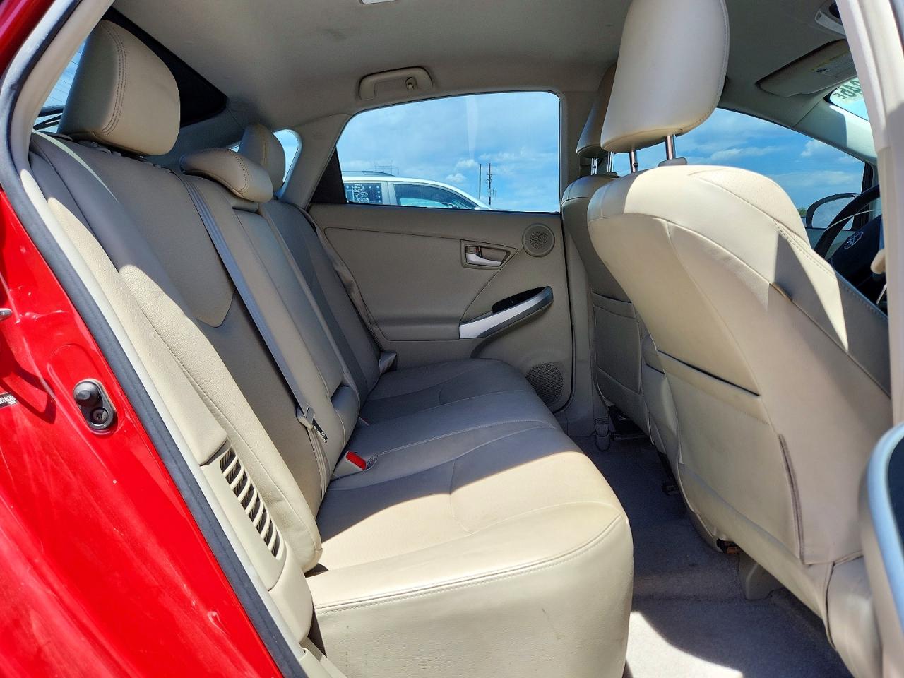2010 Toyota Prius V Красный vin: JTDKN3DU2A0146216