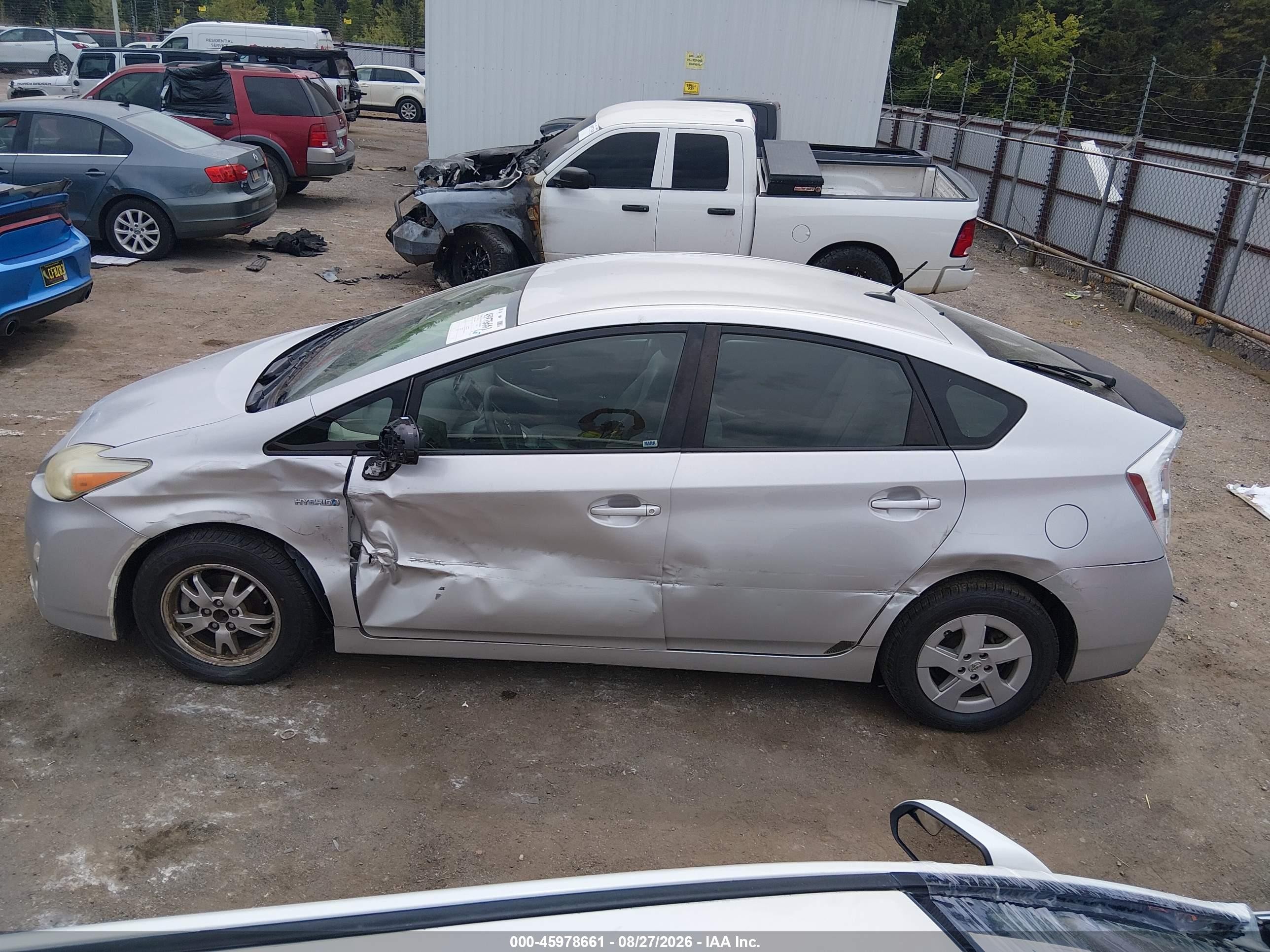2010 Toyota Prius Iii Серебряный vin: JTDKN3DU2A0148046