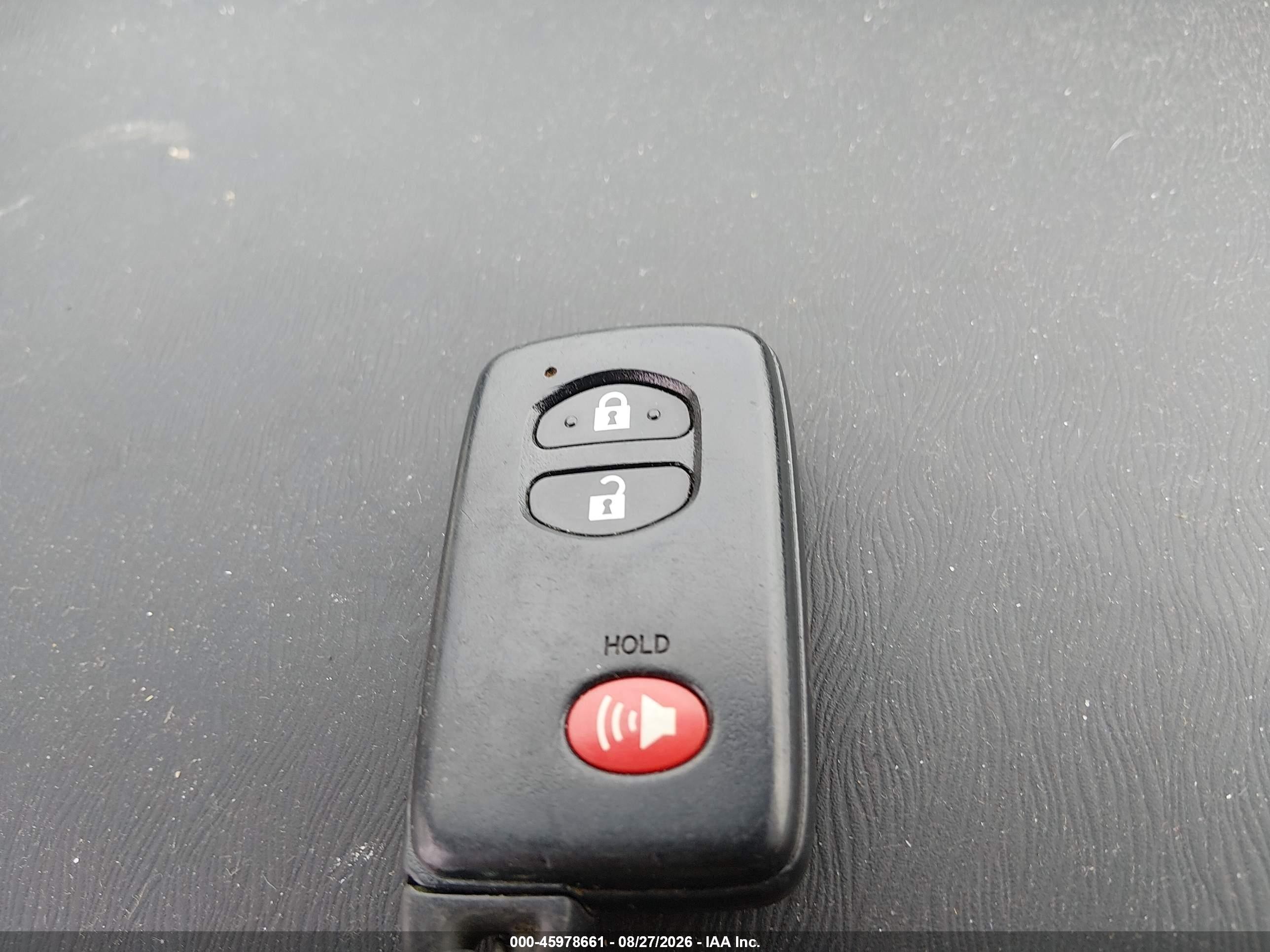 2010 Toyota Prius Iii Серебряный vin: JTDKN3DU2A0148046