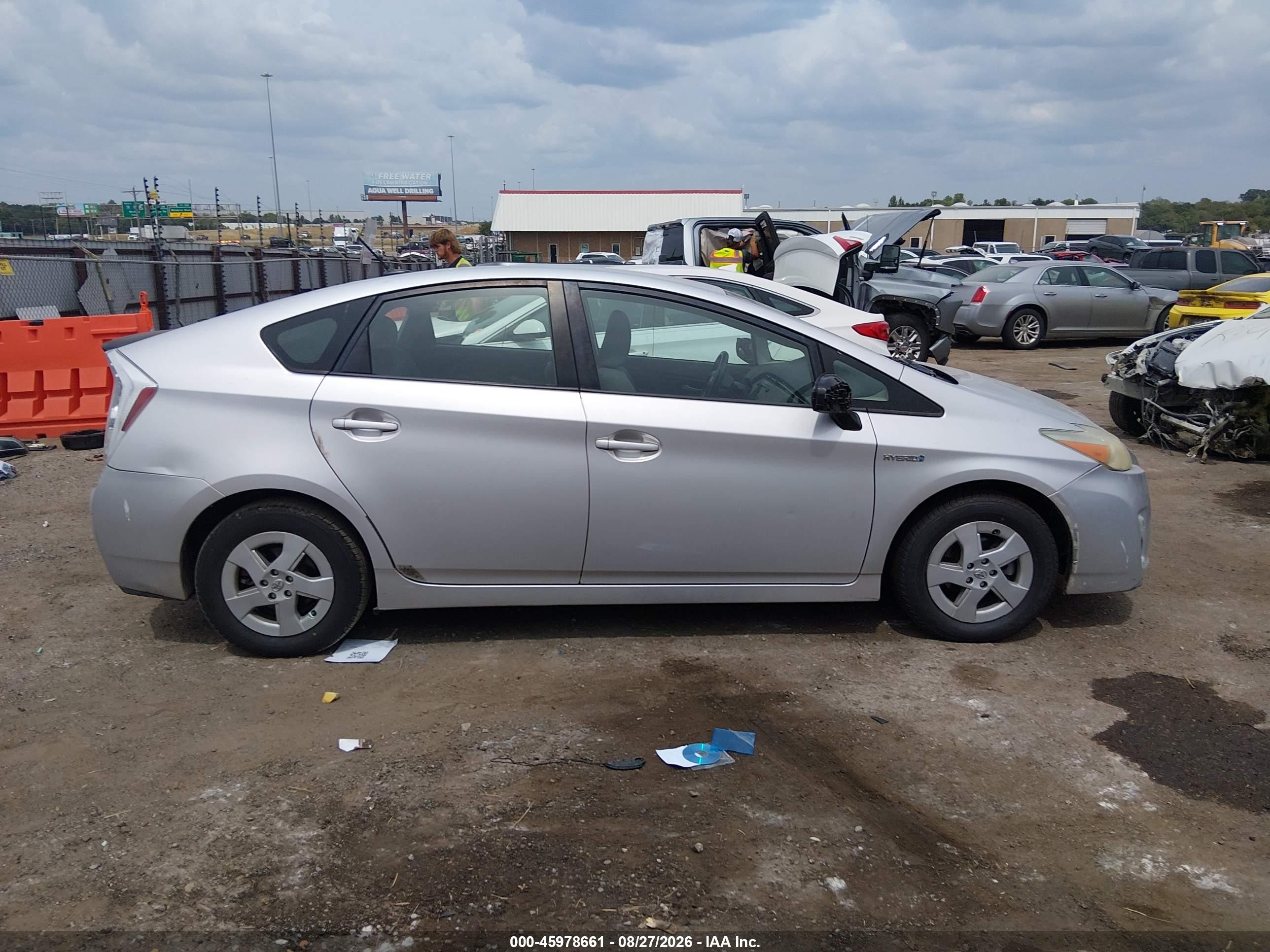 2010 Toyota Prius Iii Серебряный vin: JTDKN3DU2A0148046