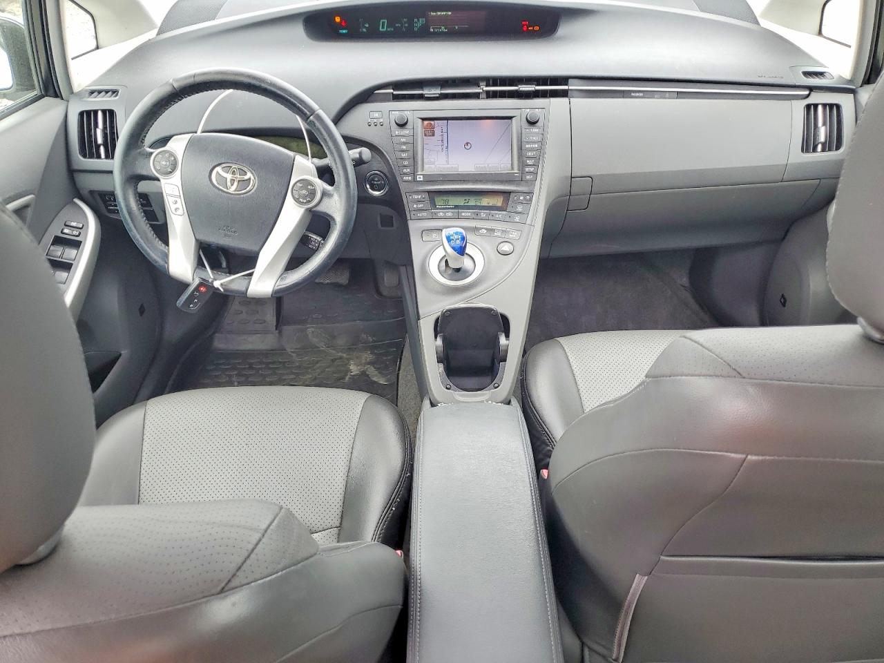 2010 Toyota Prius Iv Белый vin: JTDKN3DU2A0164313