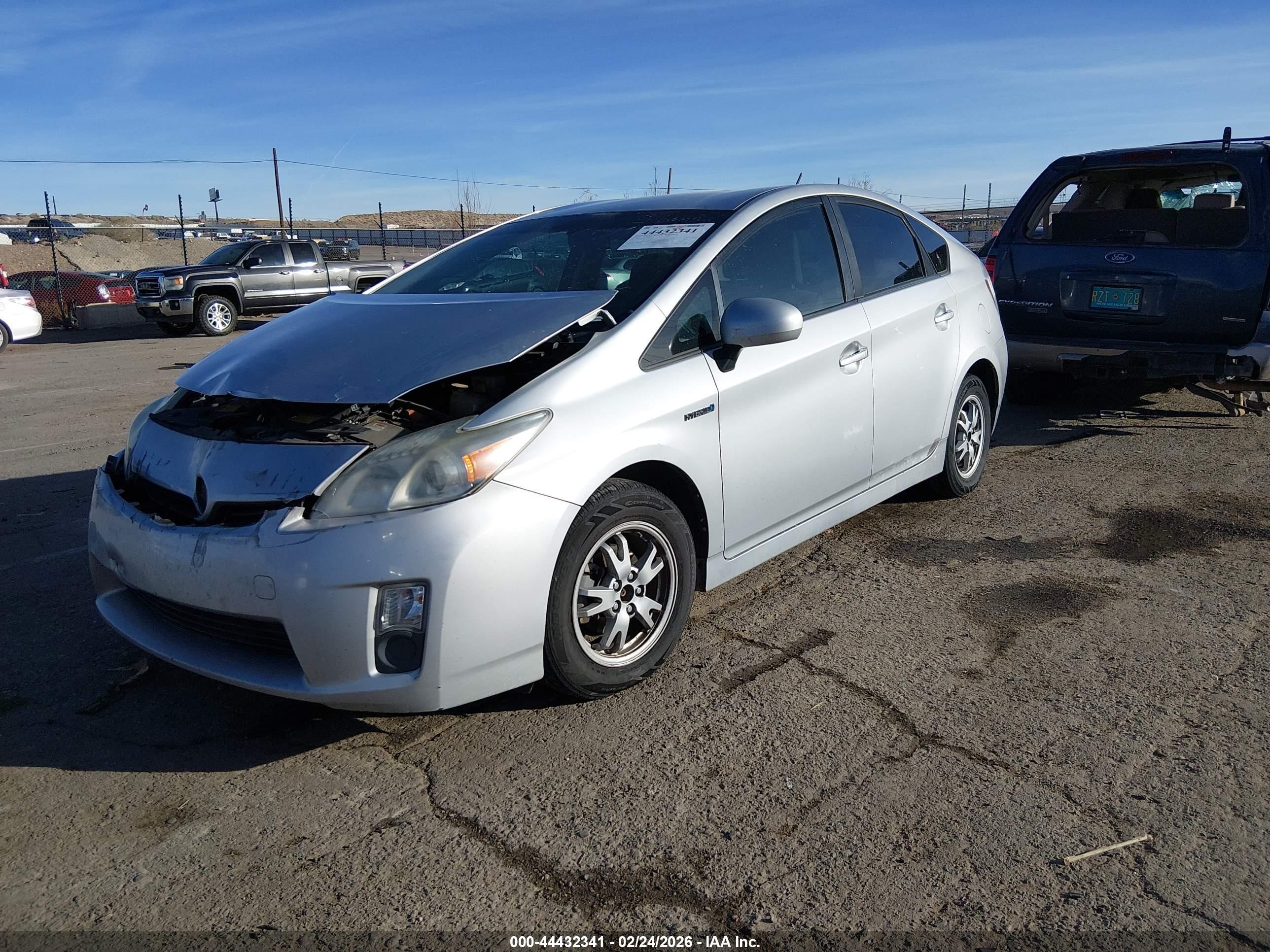 2010 Toyota Prius Iii Серебряный vin: JTDKN3DU2A0188434