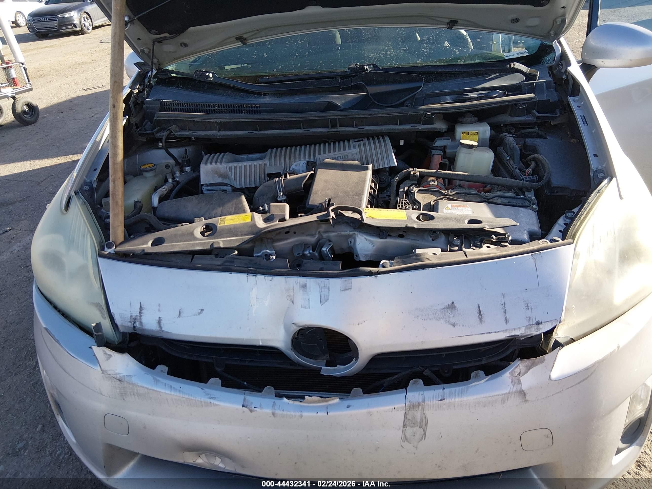 2010 Toyota Prius Iii Серебряный vin: JTDKN3DU2A0188434