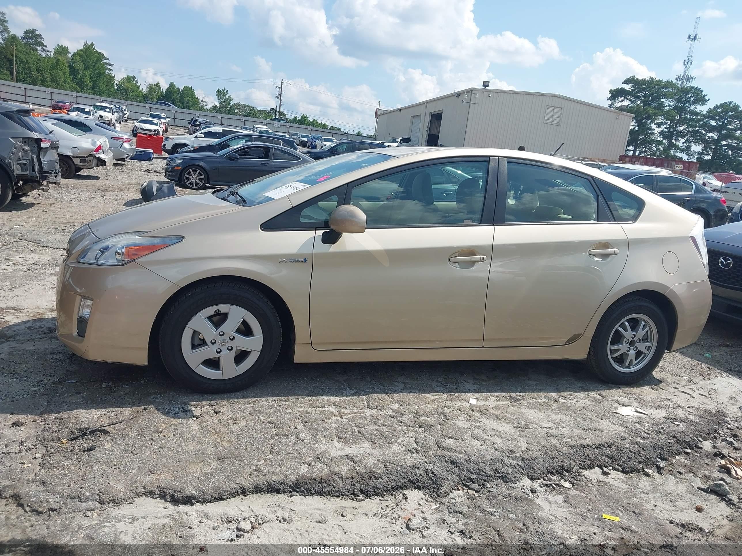 2010 Toyota Prius Ii Champagne vin: JTDKN3DU2A0209847