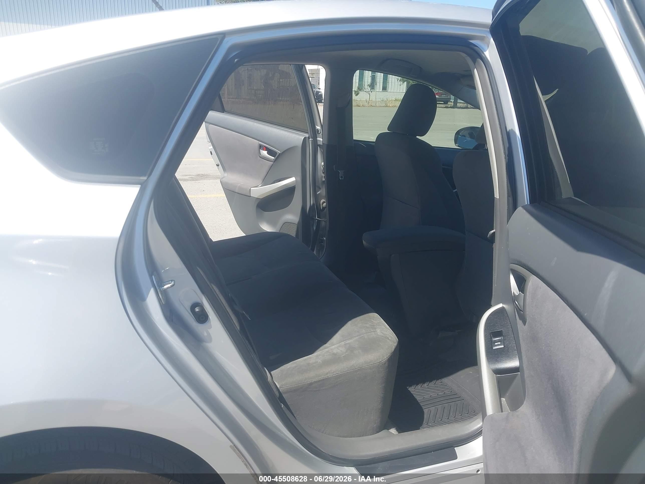 2010 Toyota Prius Ii Silver vin: JTDKN3DU2A0236725