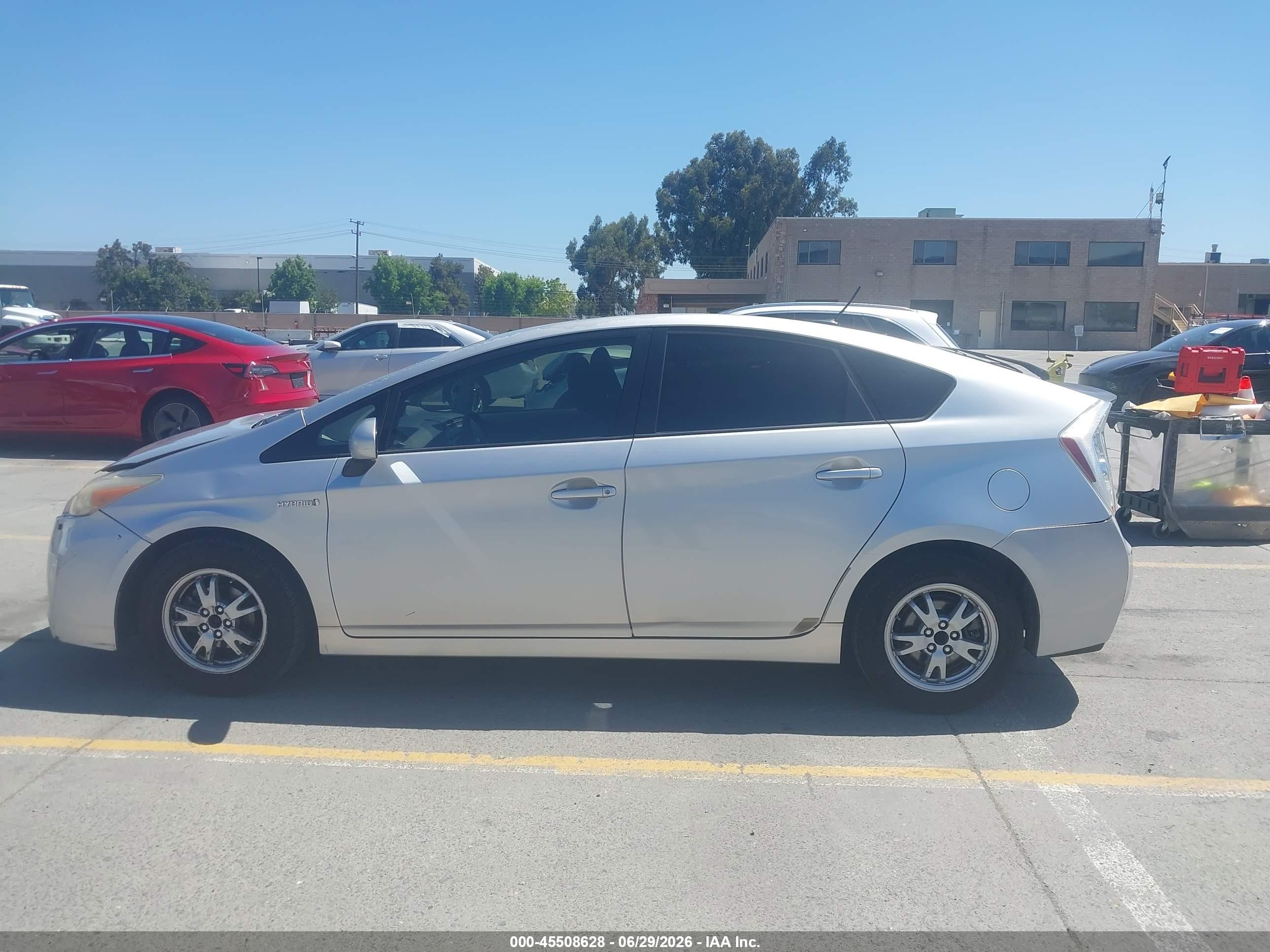 2010 Toyota Prius Ii Silver vin: JTDKN3DU2A0236725